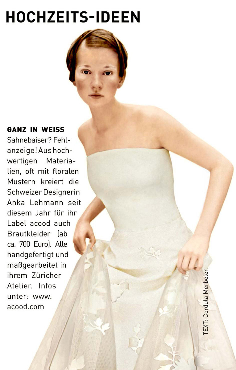 Acood Hochzeitskleid mit floralen Details im Madame Magazin
