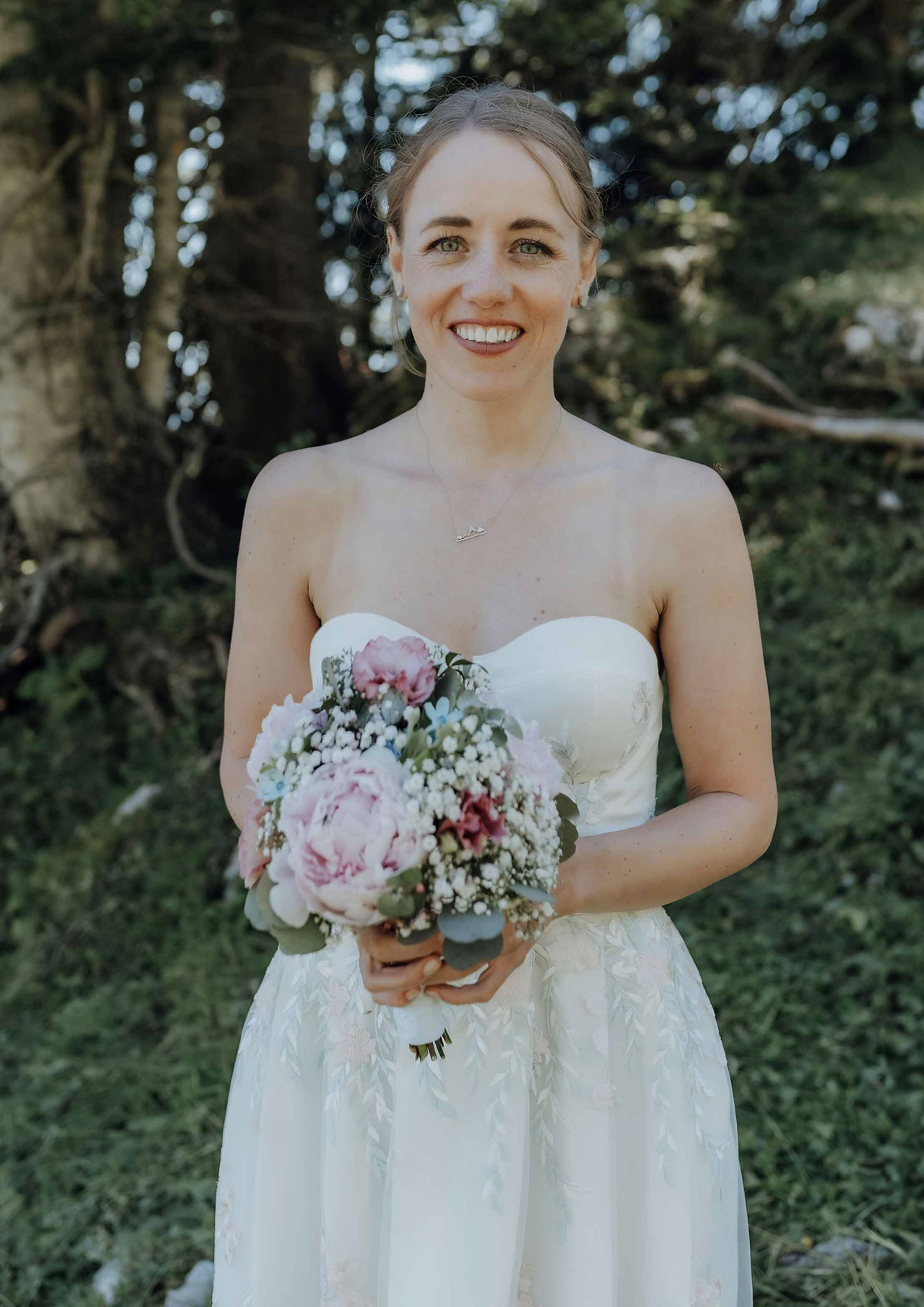 Raffiniertes Bustier Brautkleid