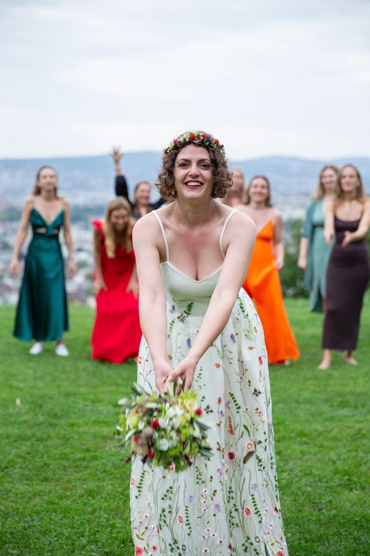 Brautkleider für eine Gartenhochzeit