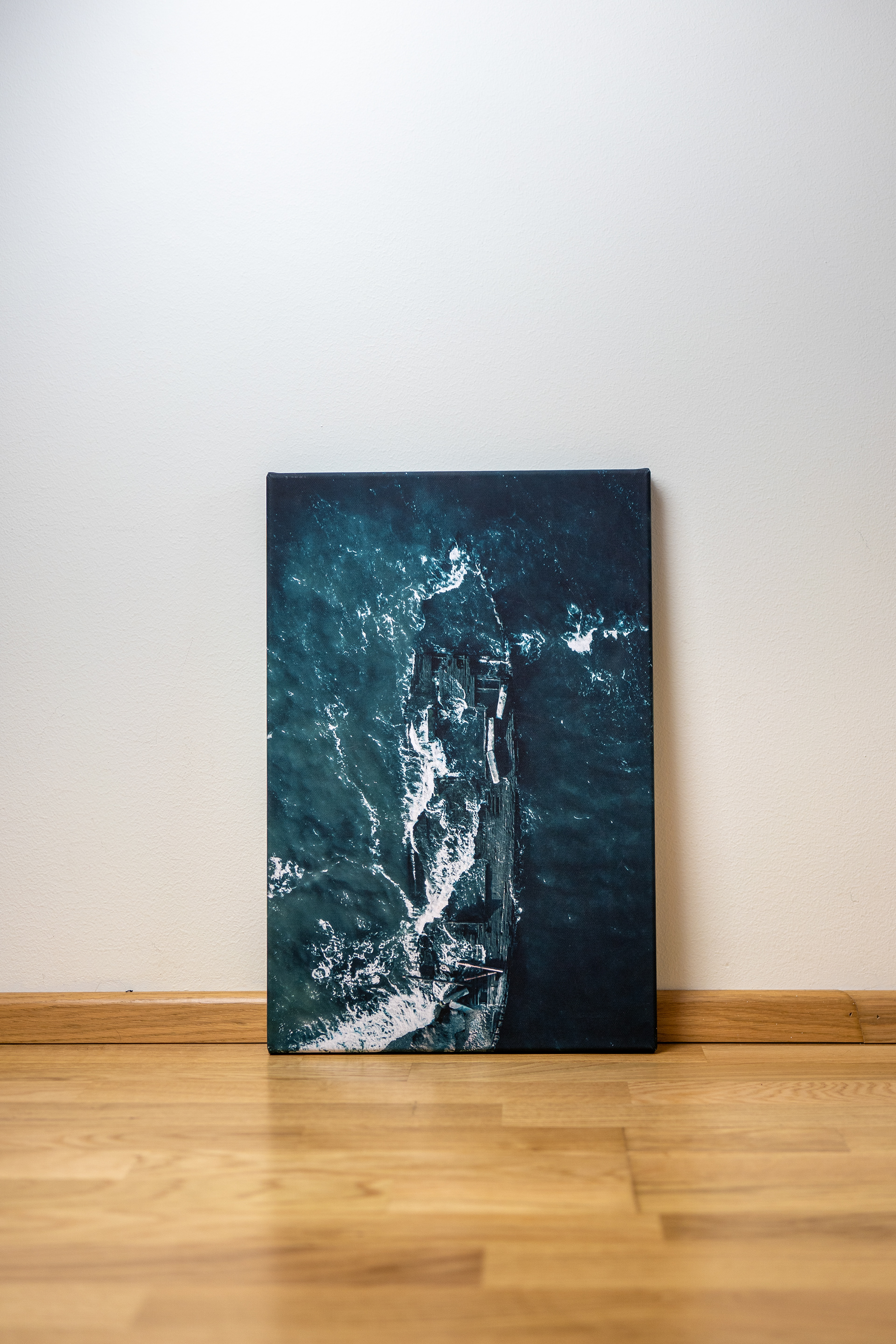 30x45 cm canvas