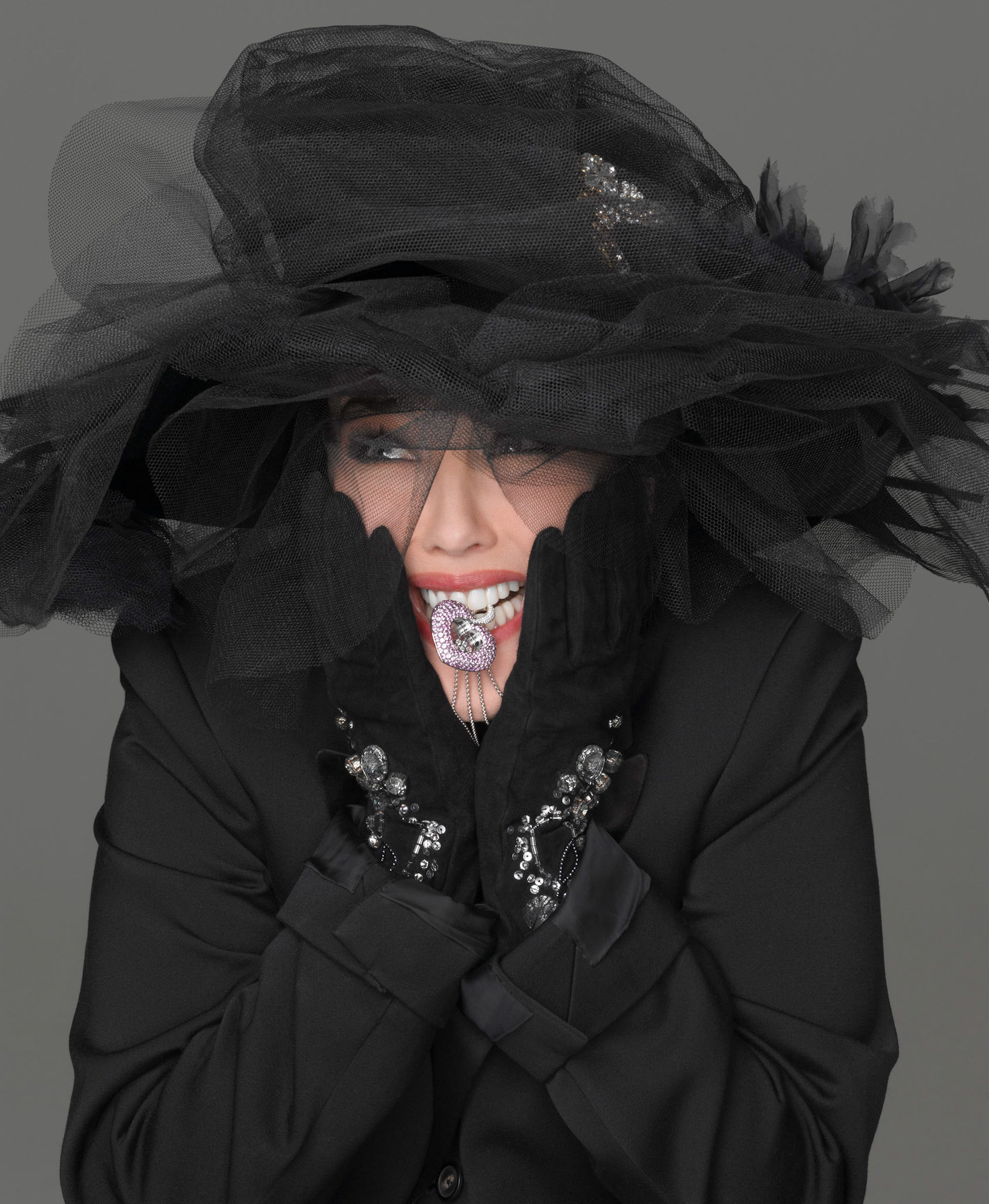 Isabelle Adjani - Madame Figaro