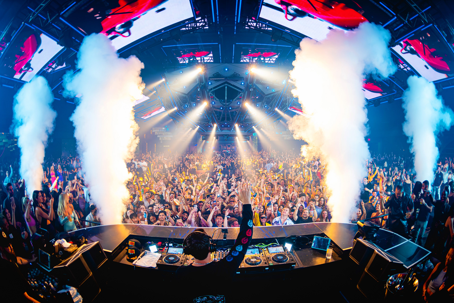 Tiësto performing in Las Vegas