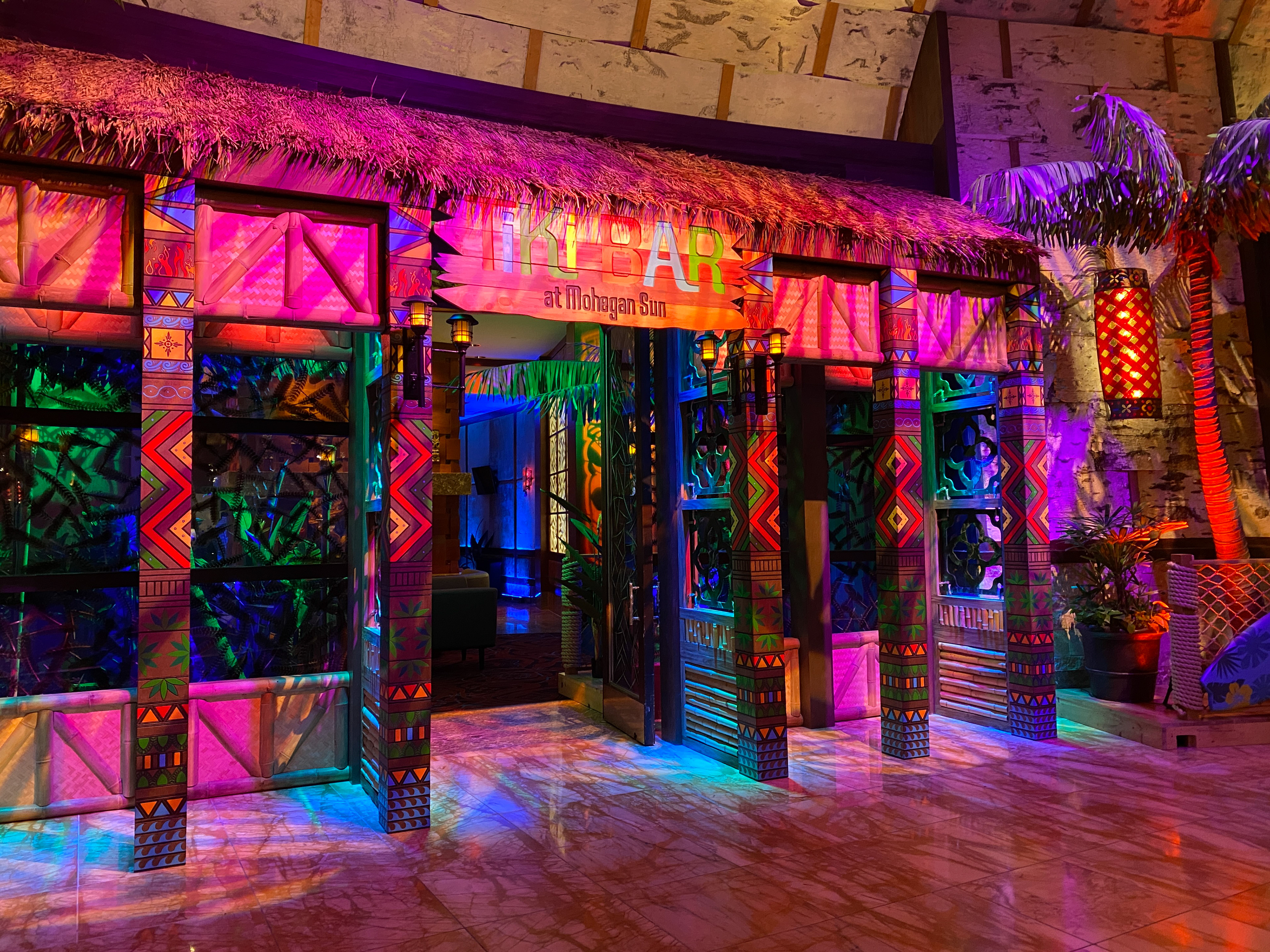 Seasonal Tiki Bar - Mohegan Sun