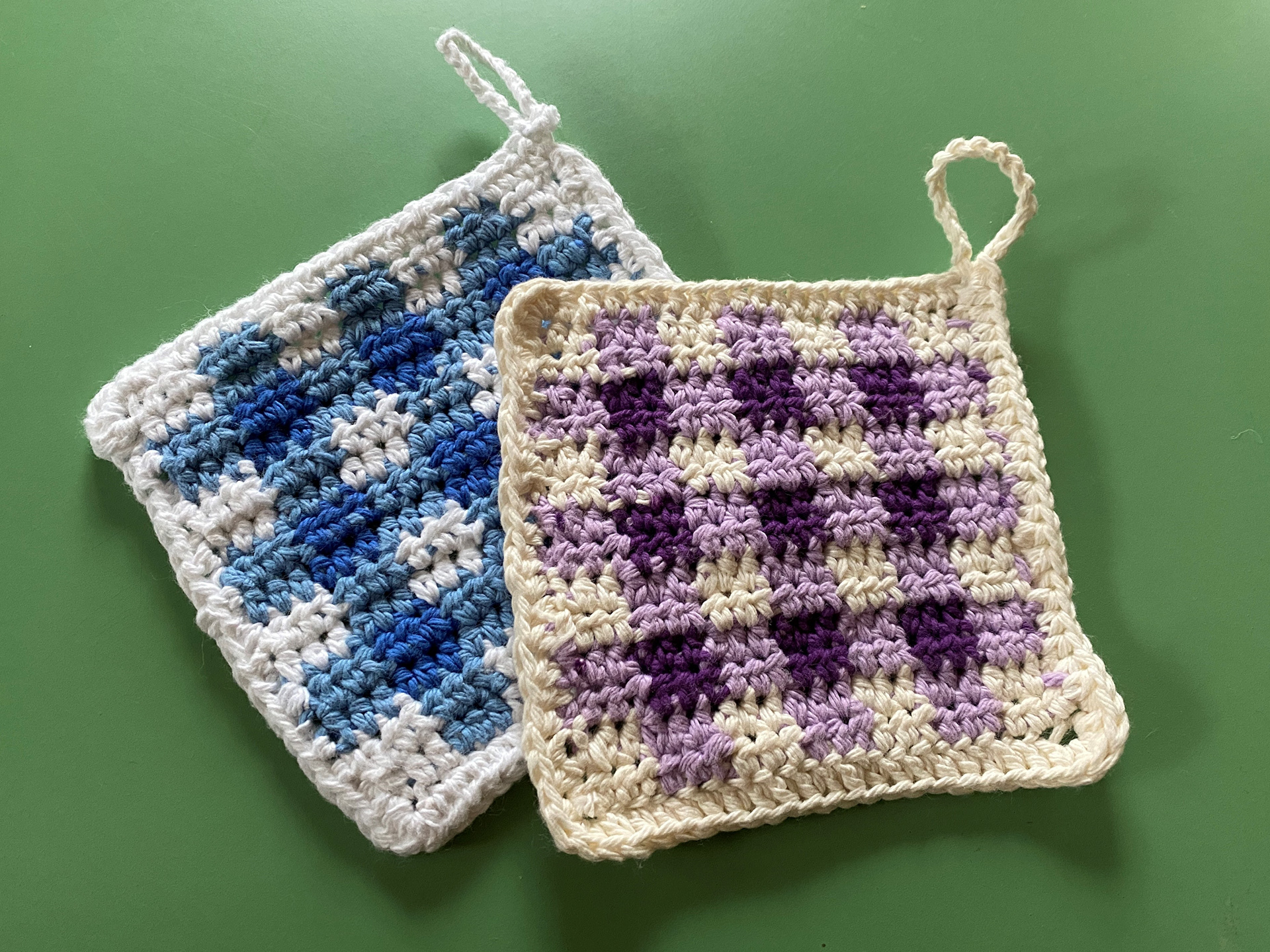 gingham potholders - crochet