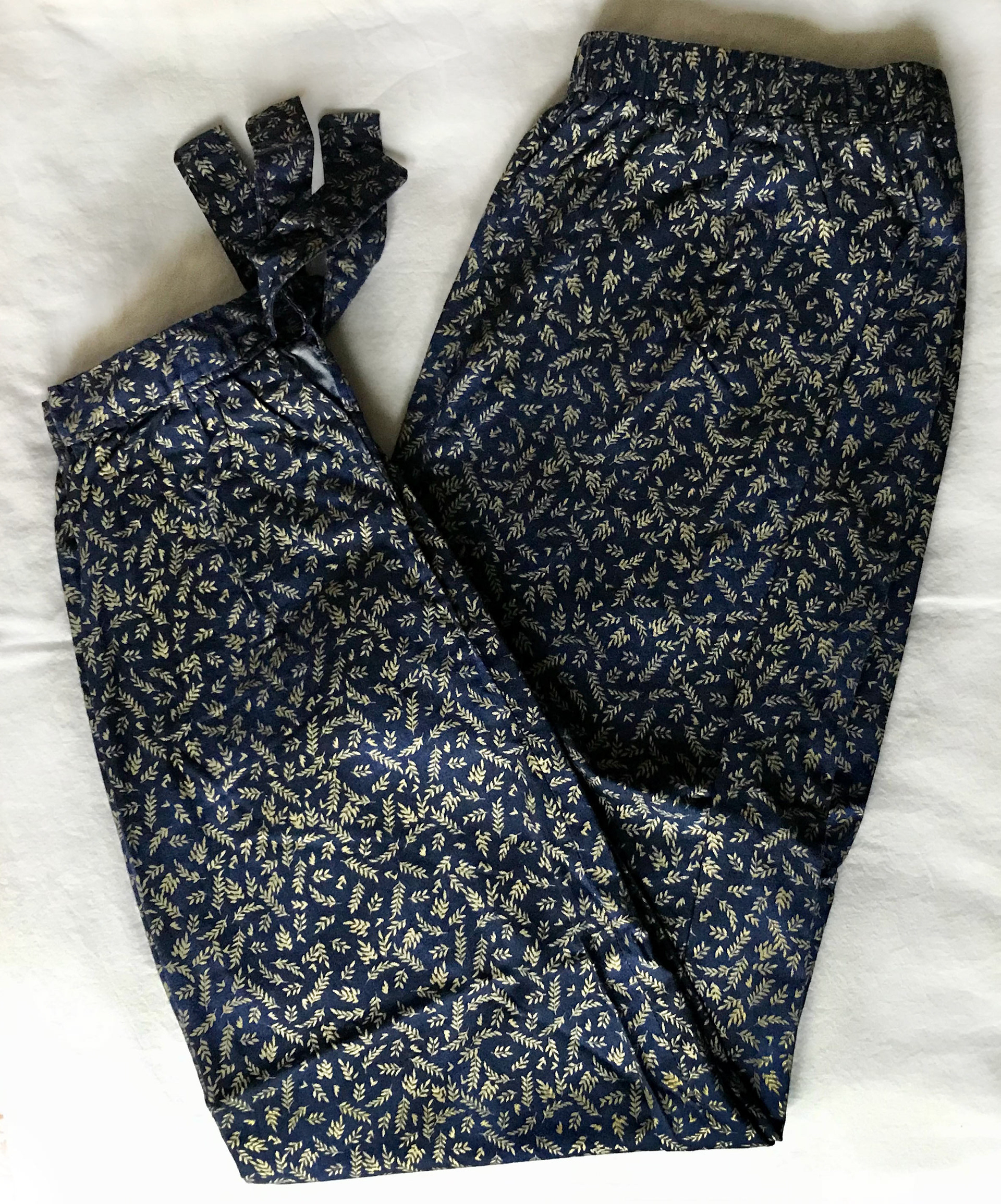 pants - hand- & machine-sewing