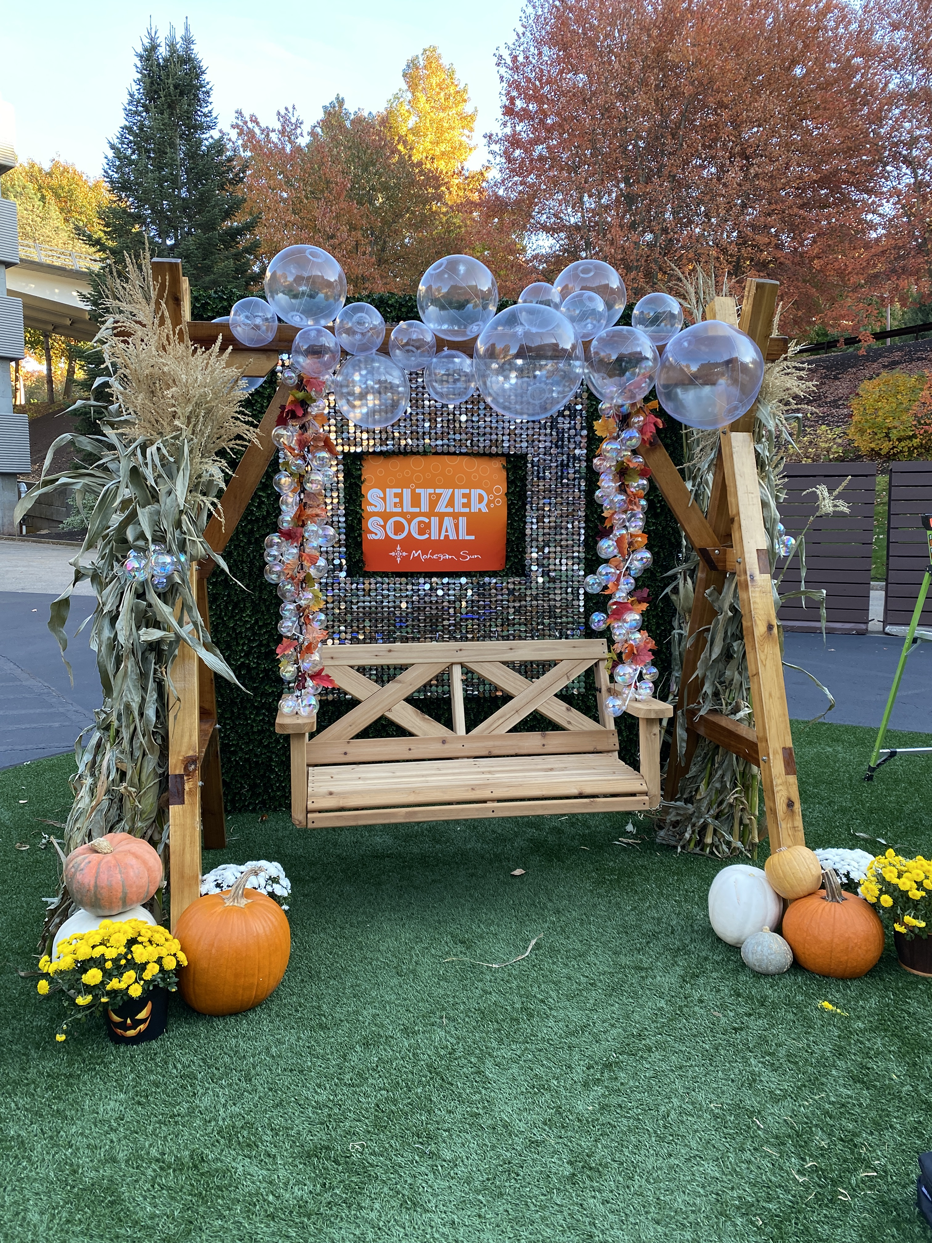 Seltzer Social - Mohegan Sun