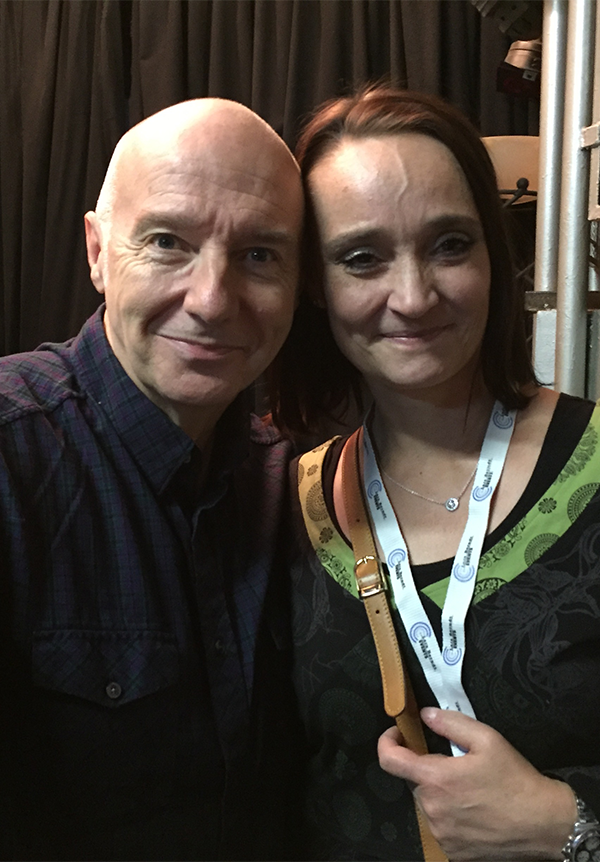 Backstage mit Midge Ure