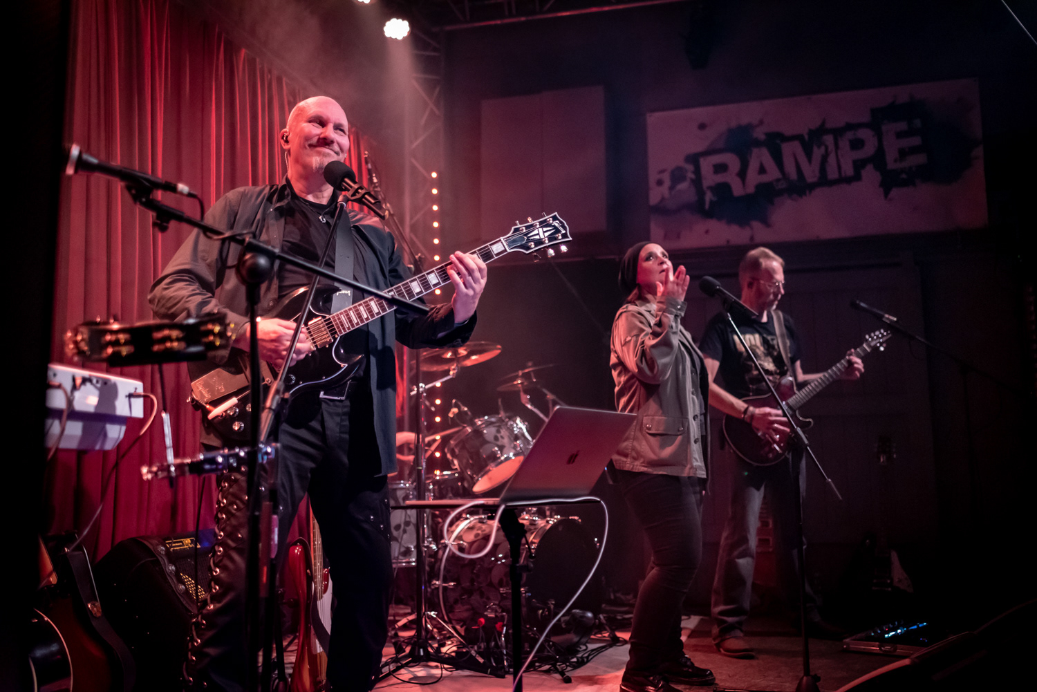 Peter Nusch (guitar) - Jutta Nusch (vocals) - Dirk Kirstein (lead guitar)