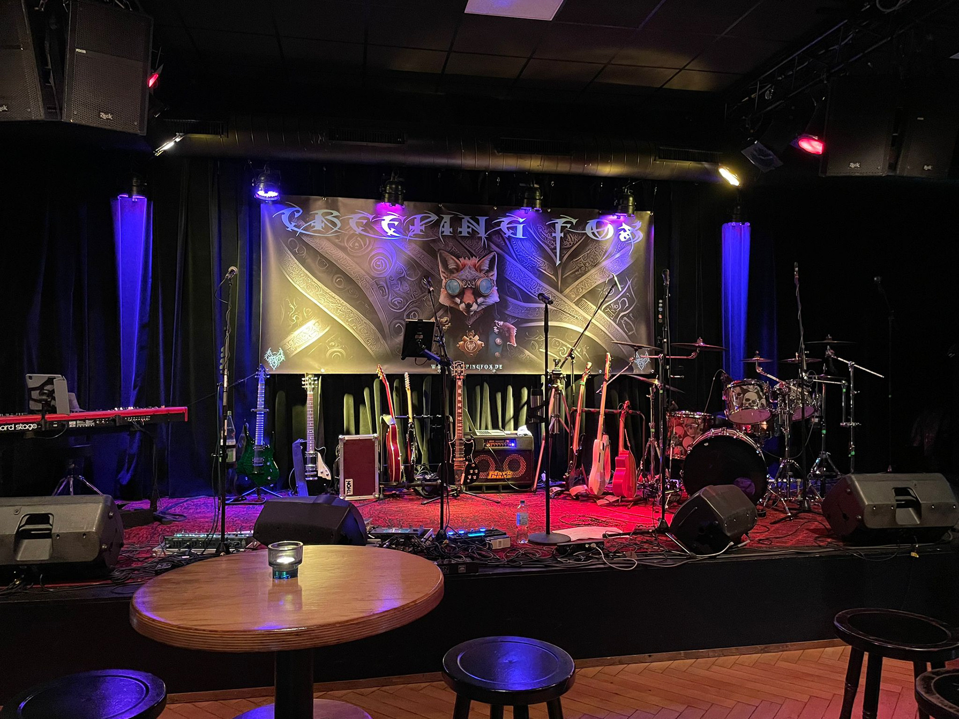 Setup & Soundcheck steht ...
