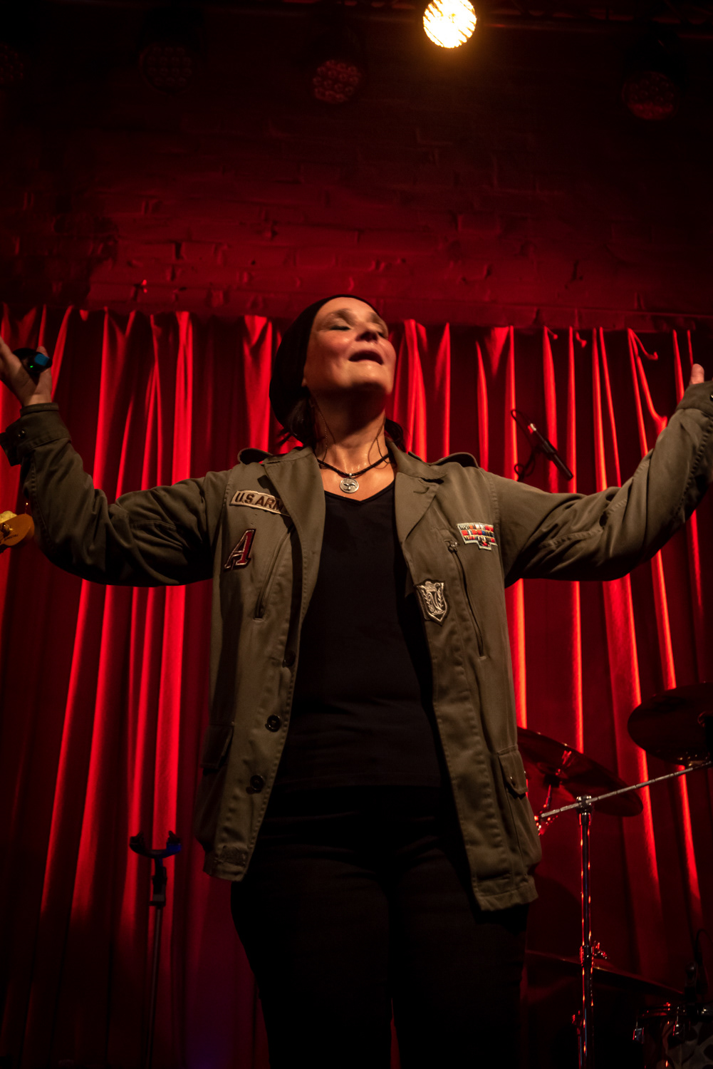 Jutta Nusch (lead vocals)