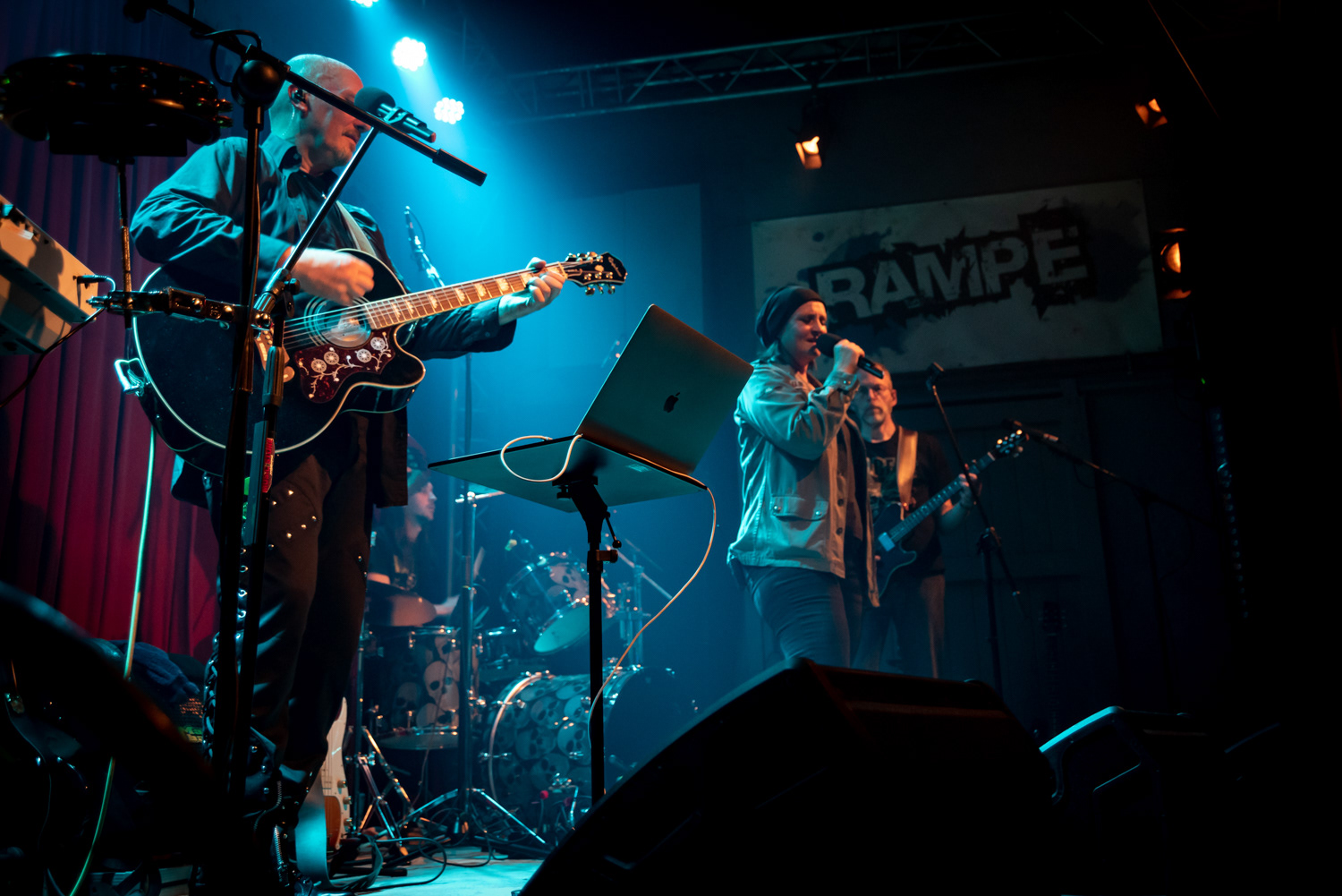 Peter Nusch (acoustic guitar) - Tim Mitner (drums) - Jutta Nusch (vocals) - Dirk Kirstein (lead guitar)