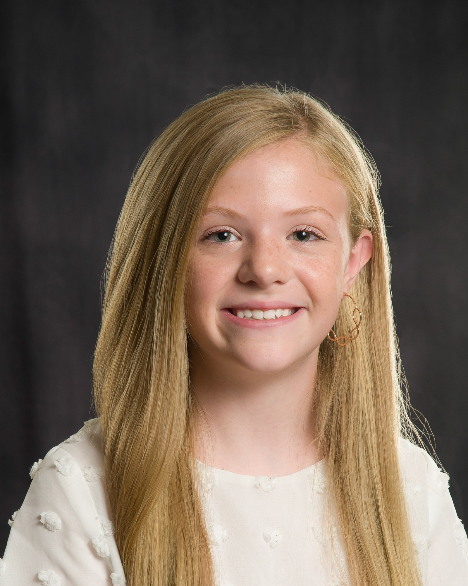 Professional Headshot of a young female dancer