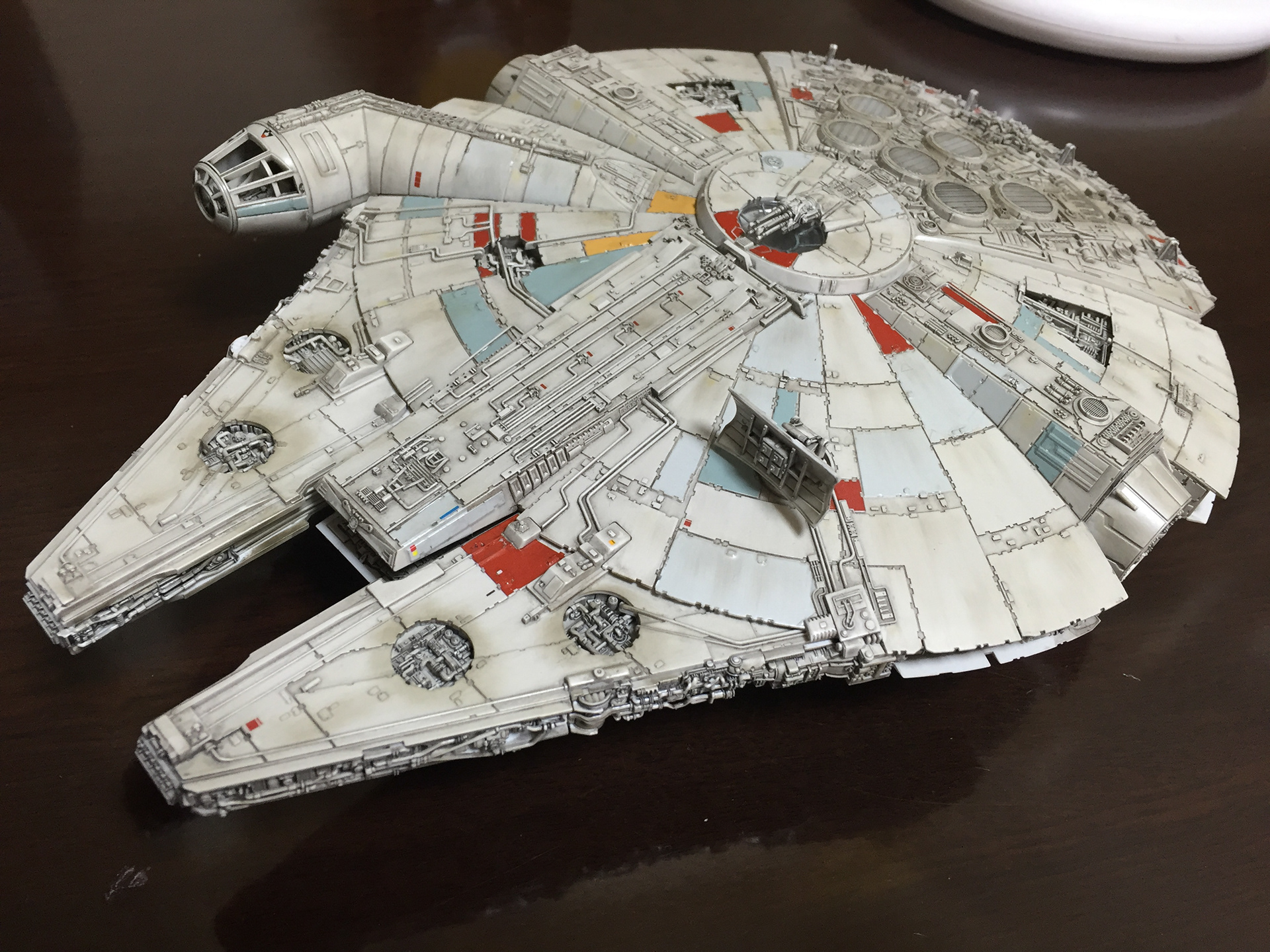 YAZ 趣味のプラモデル - バンダイ 1/144 ミレニアム・ファルコン