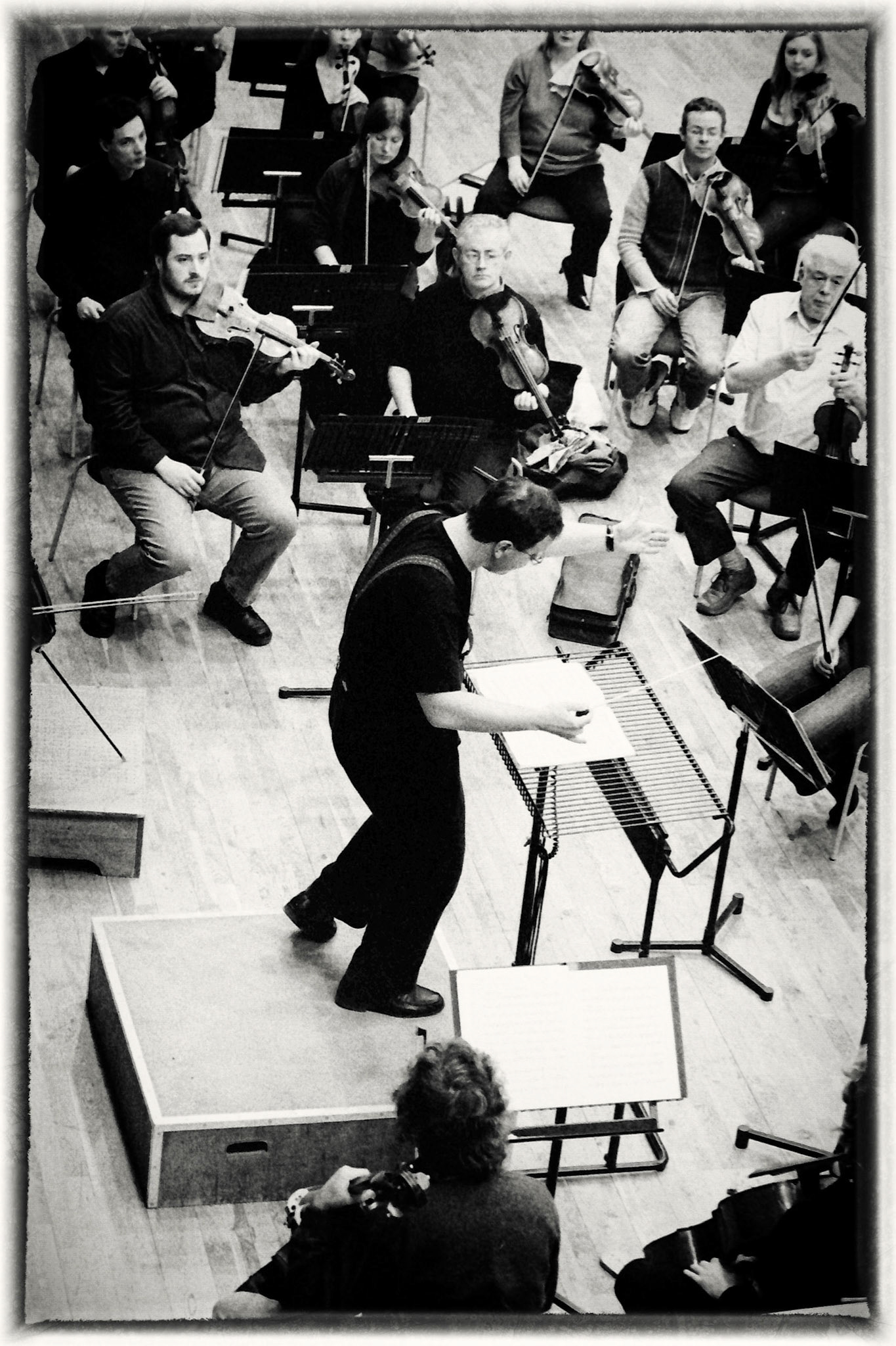 Sakari Oramo rehearsing the CBSO in 2005
