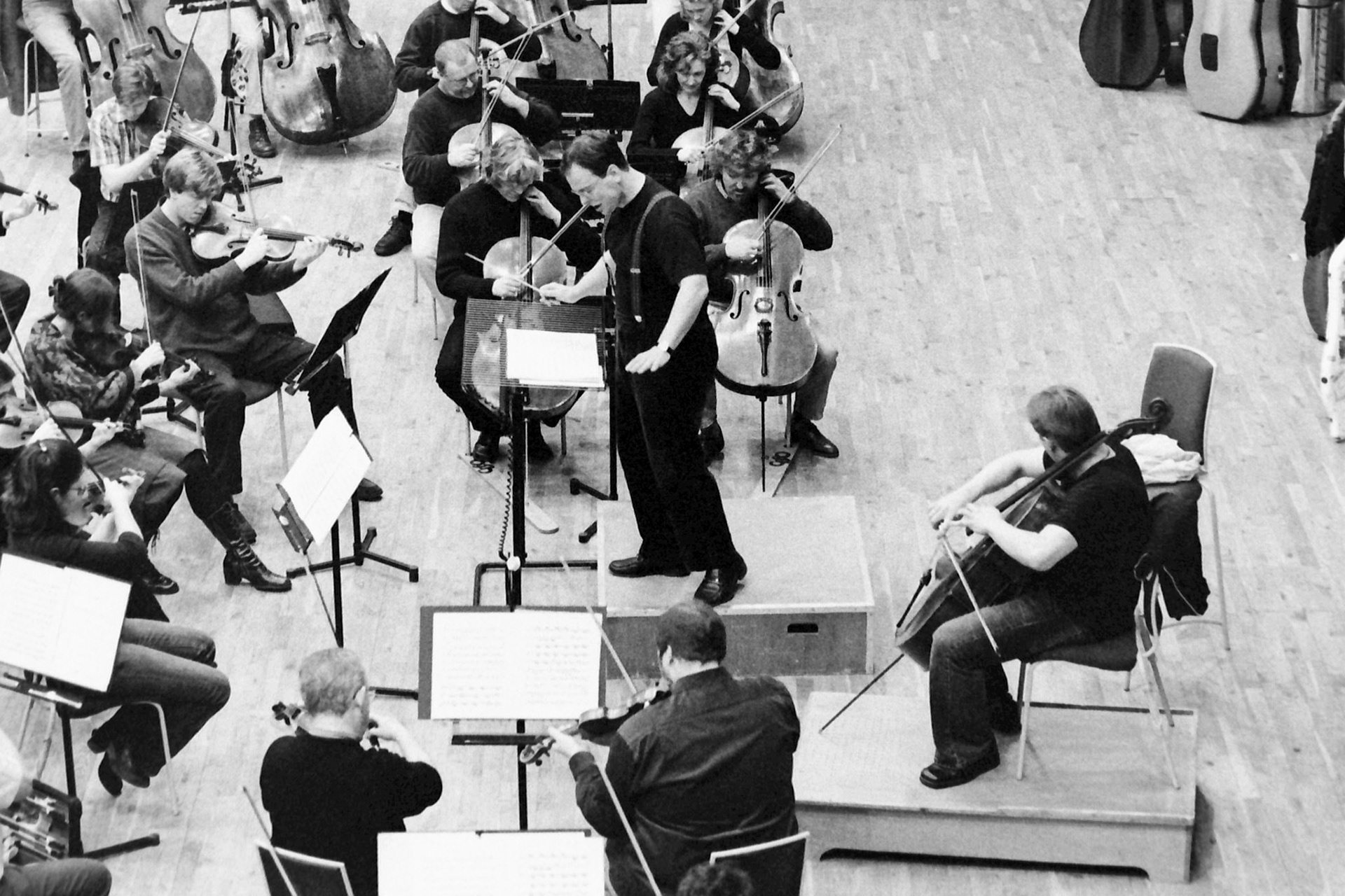 Sakari Oramo rehearsing the CBSO in 2005