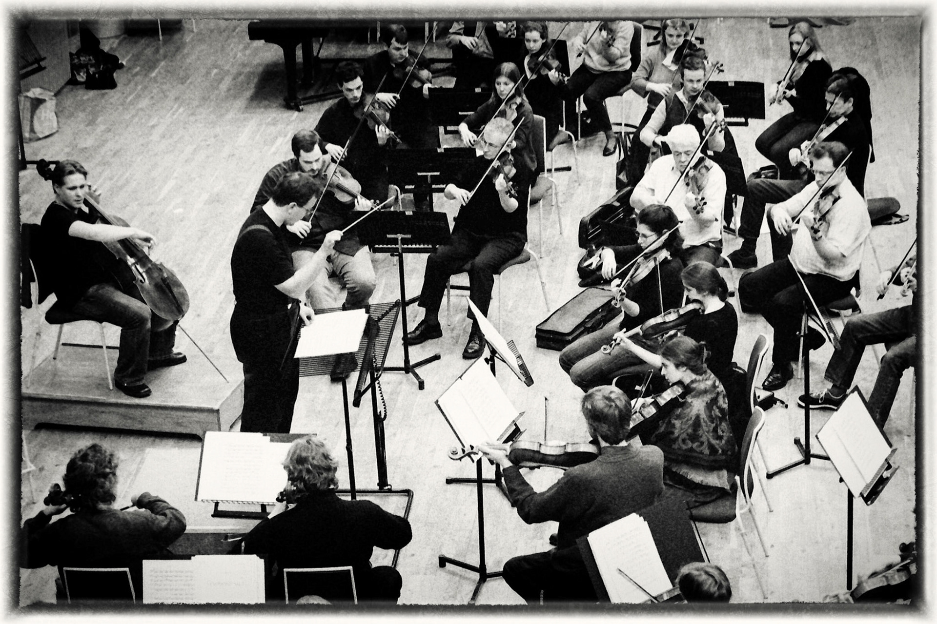 Sakari Oramo rehearsing the CBSO in 2005