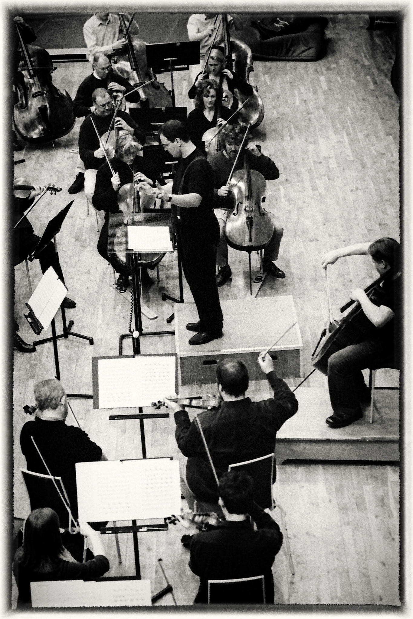 Sakari Oramo rehearsing the CBSO in 2005