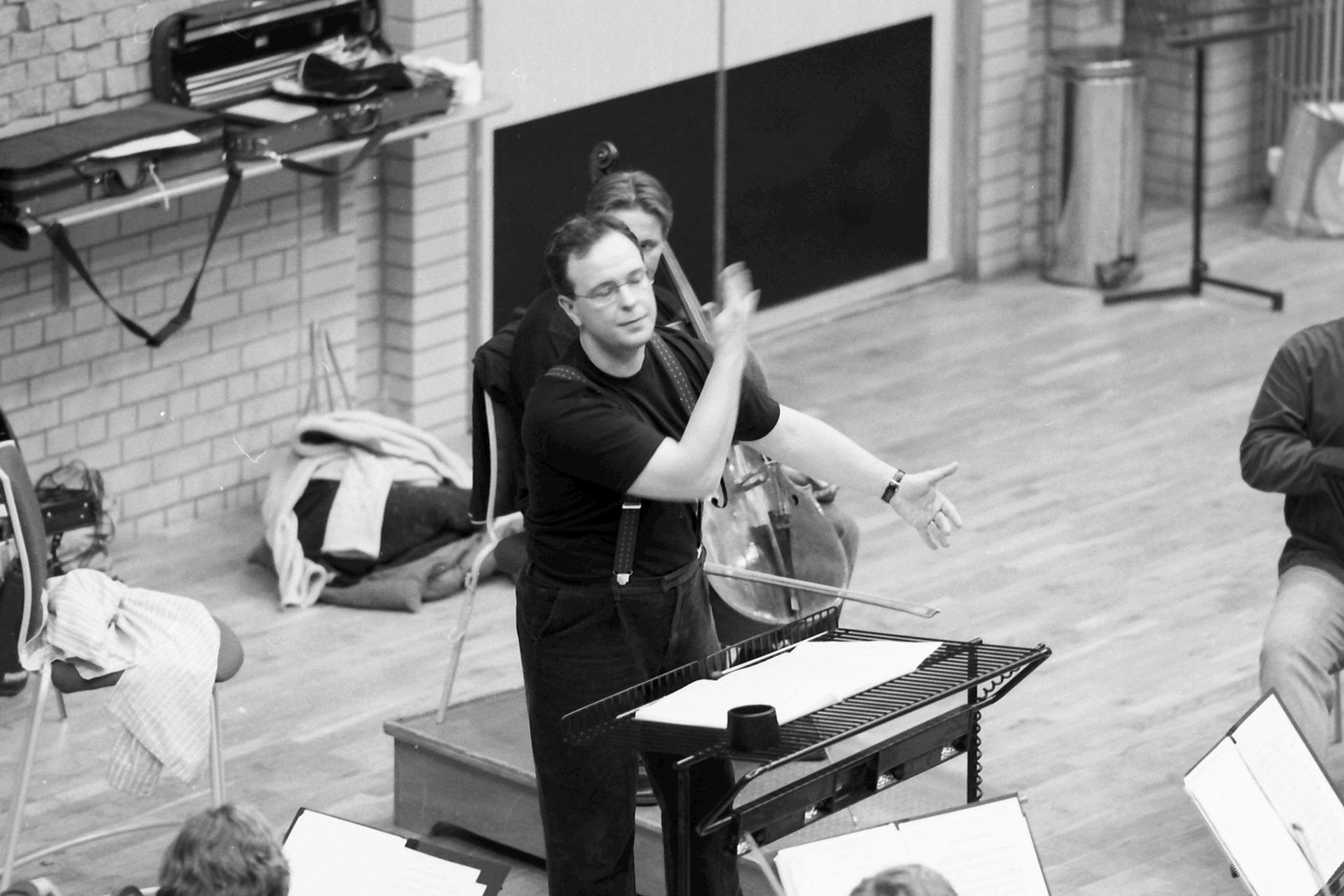 Sakari Oramo rehearsing the CBSO in 2005