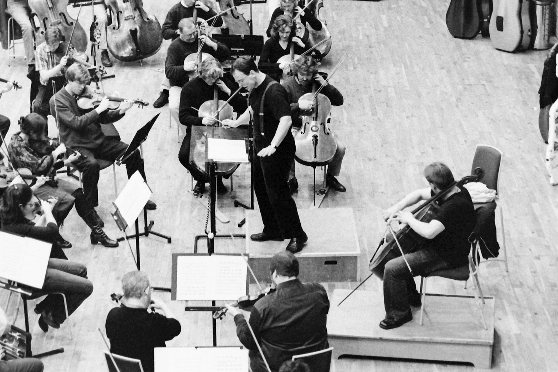 Sakari Oramo rehearsing the CBSO in 2005