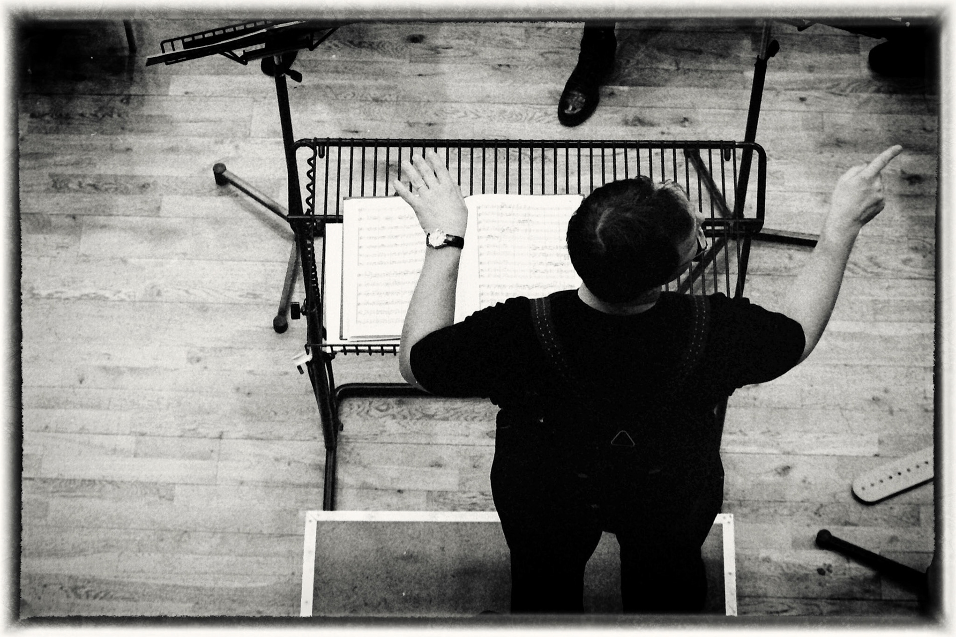 Sakari Oramo rehearsing the CBSO in 2005