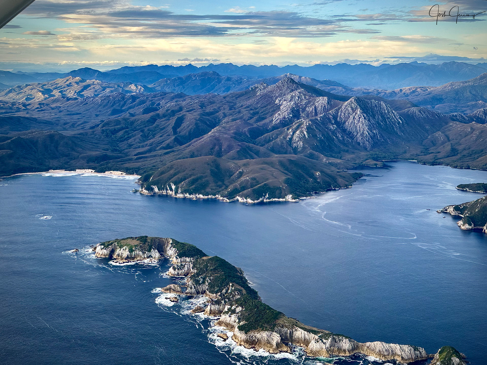 Breaksea Islands off the coast from Port Davey (Southern Ocean)