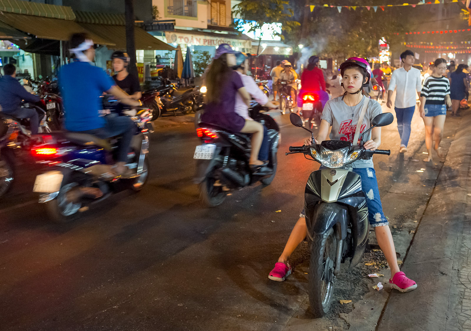 Vinh Khanh street Saigon