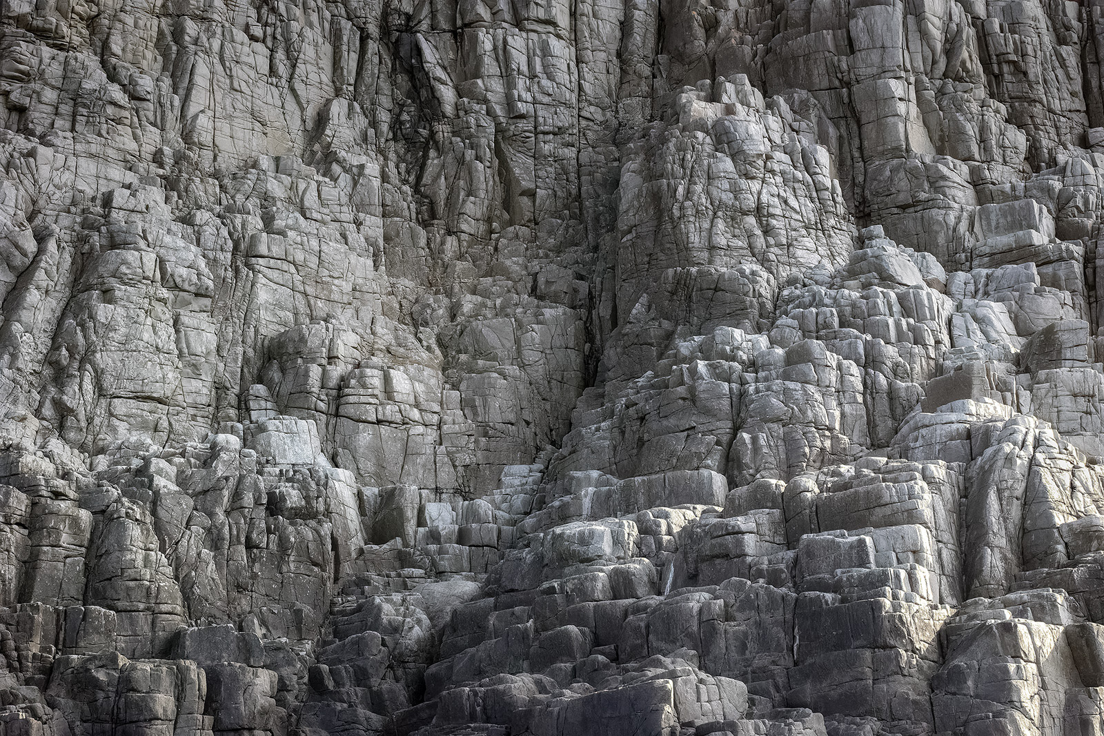 Bruny Island cliffs