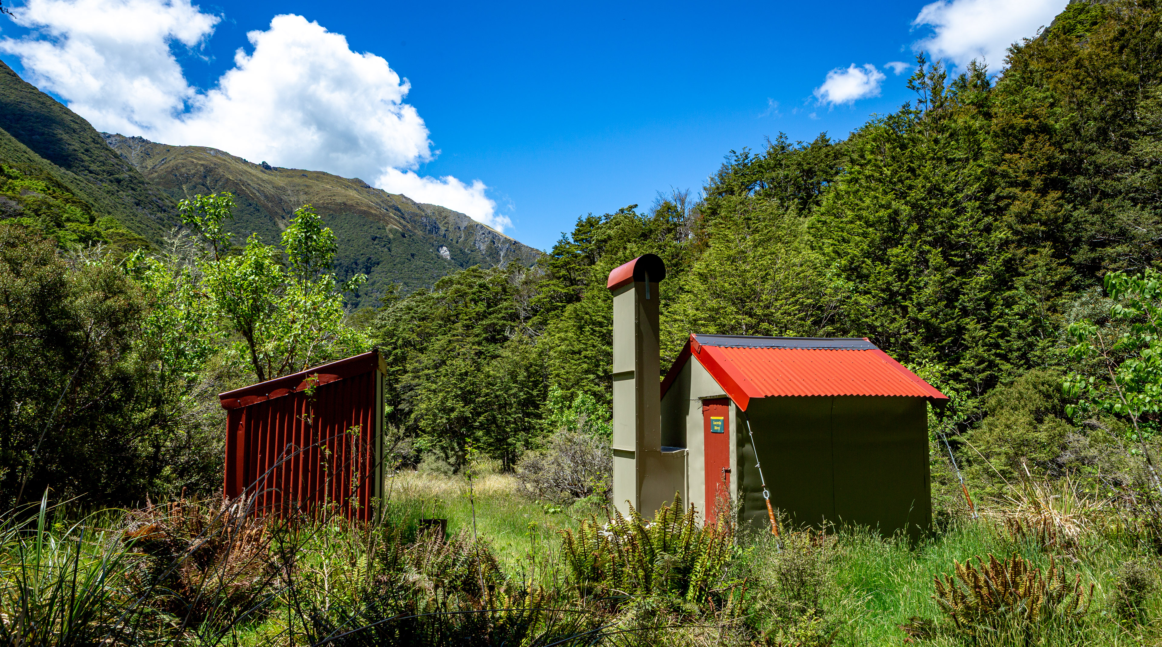 Lucretia Biv, Lewis Pass