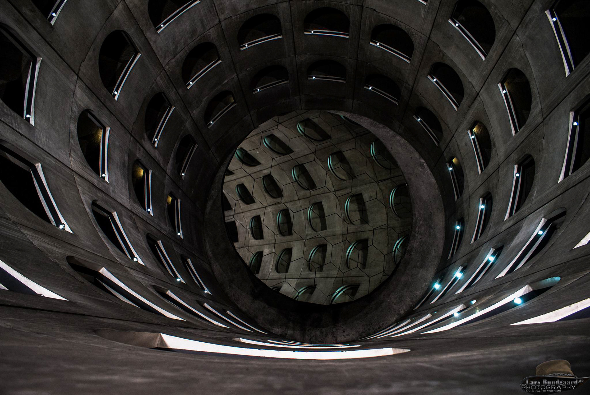 Copyright © Lars Bundgaard, all rights reserved!