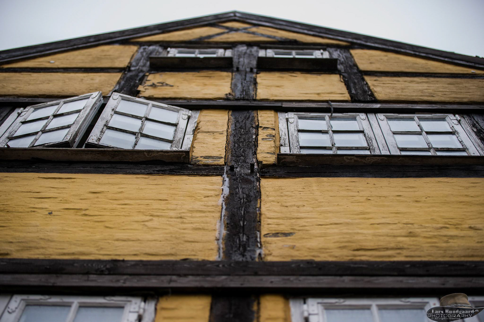 Copyright © Lars Bundgaard, all rights reserved!