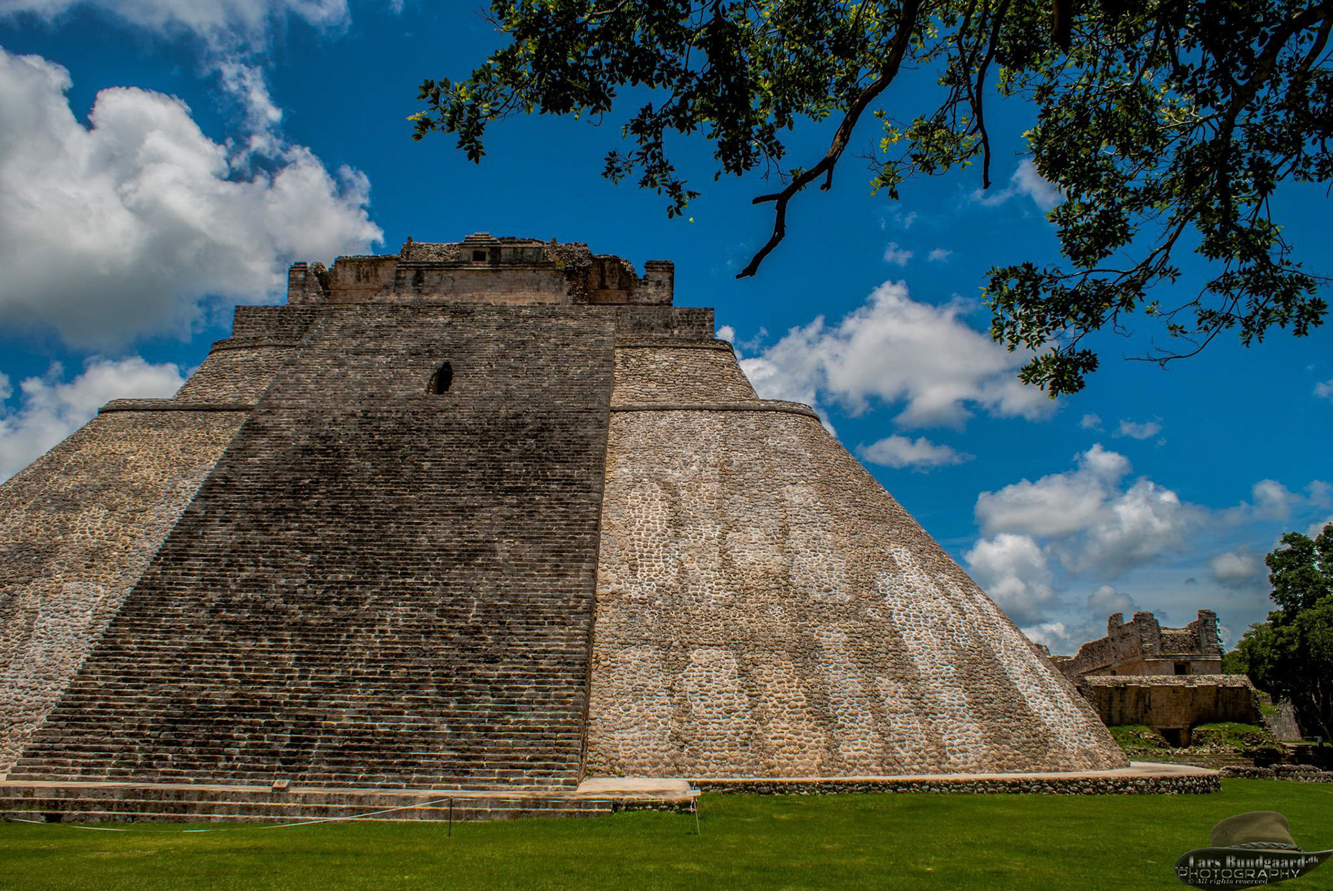 Copyright © Lars Bundgaard, all rights reserved!