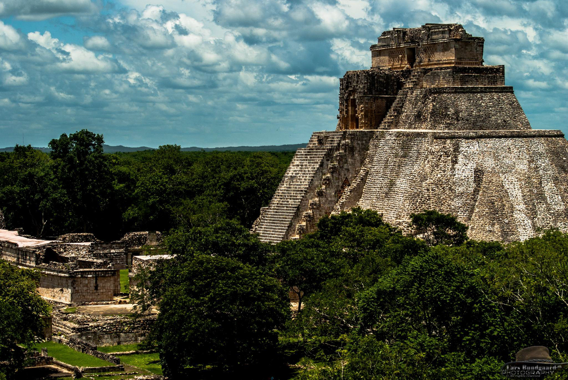 Copyright © Lars Bundgaard, all rights reserved!