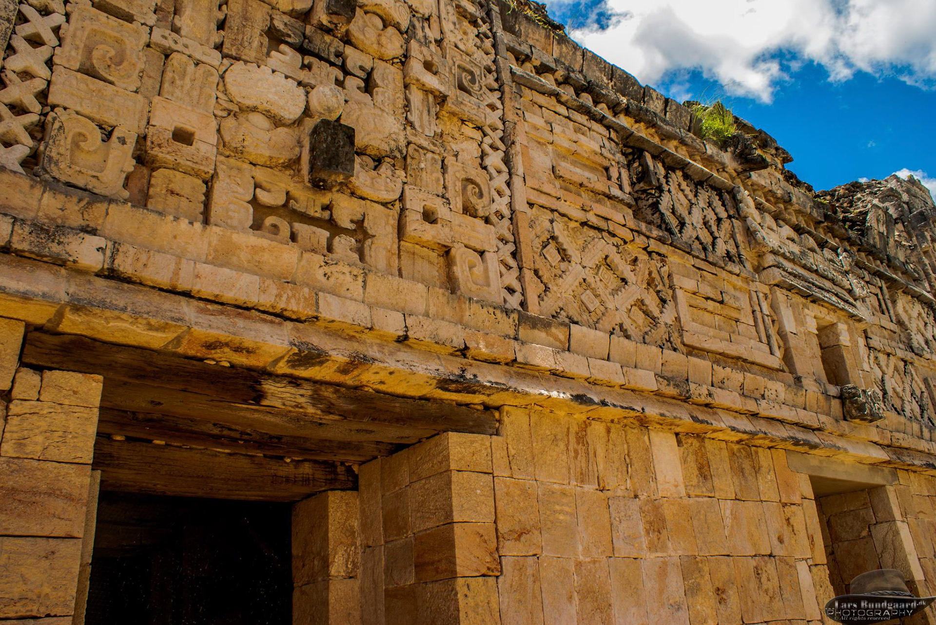 Copyright © Lars Bundgaard, all rights reserved!