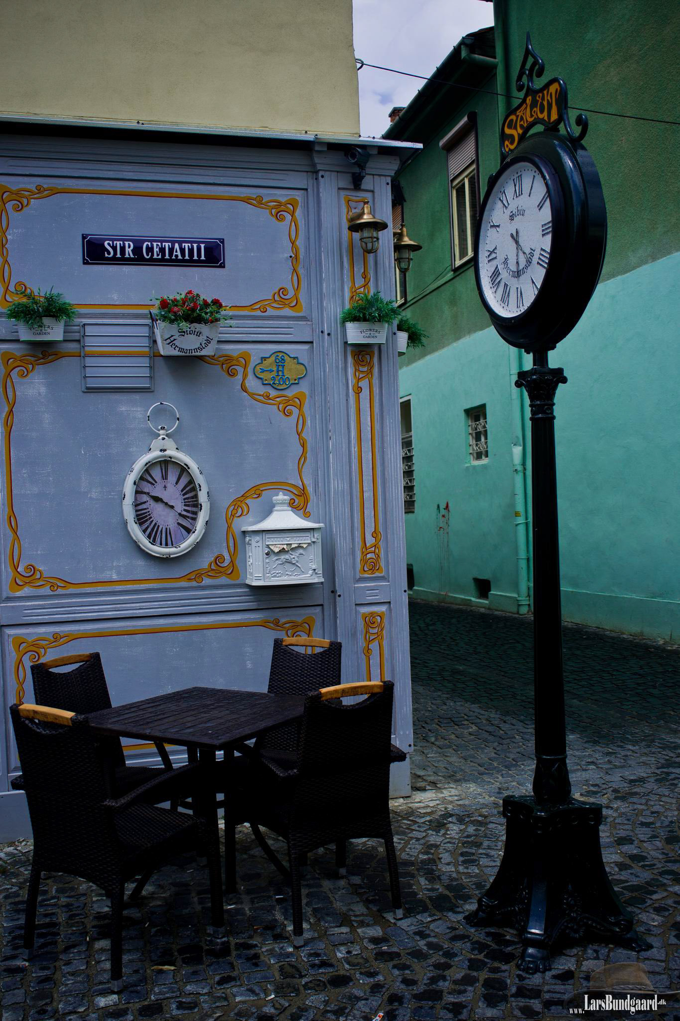 Copyright © Lars Bundgaard, all rights reserved!