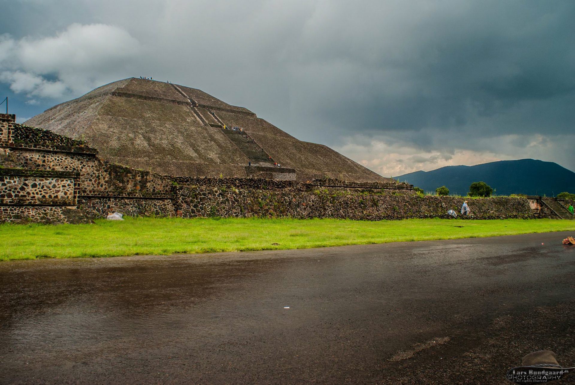 Copyright © Lars Bundgaard, all rights reserved!