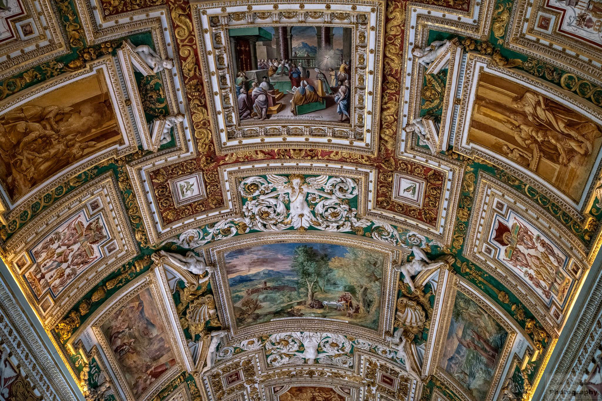 Copyright © Lars Bundgaard, all rights reserved!