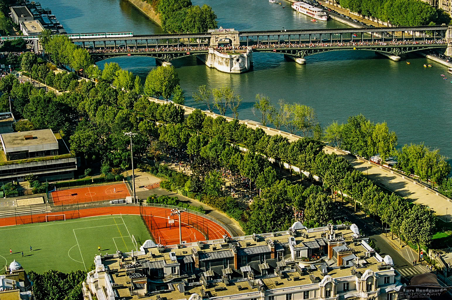 Copyright © Lars Bundgaard, all rights reserved!