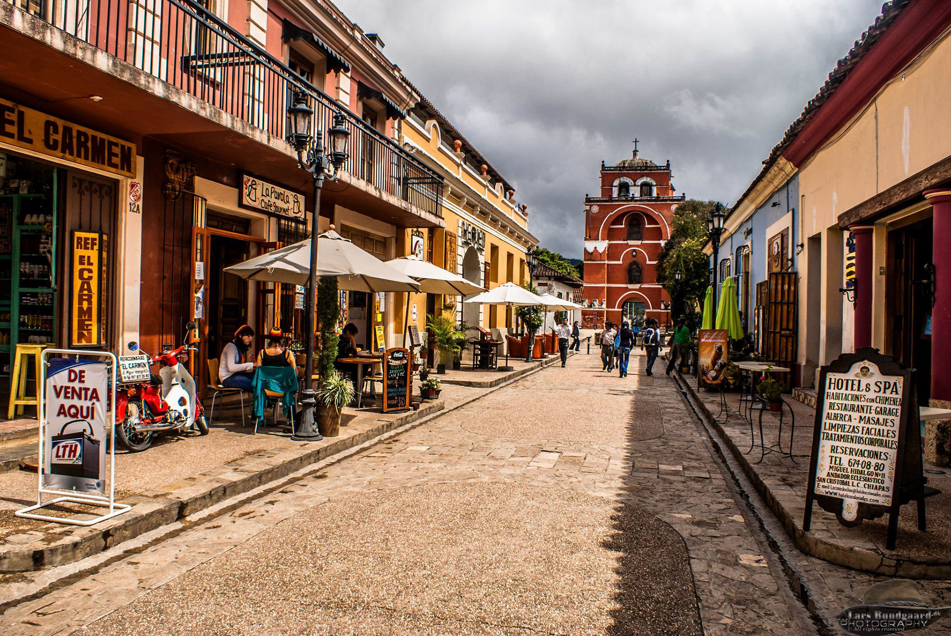 Copyright © Lars Bundgaard, all rights reserved!