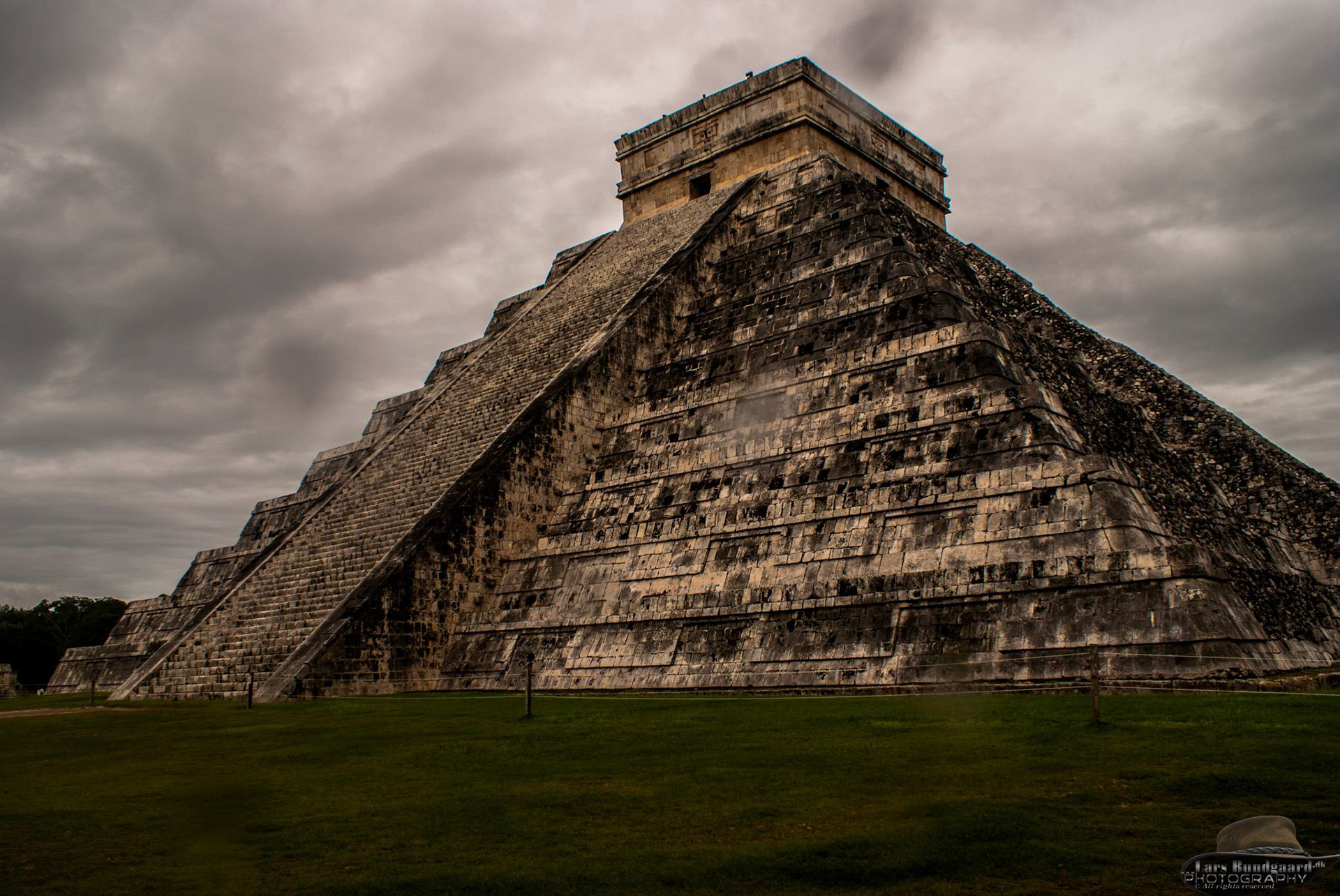 Copyright © Lars Bundgaard, all rights reserved!