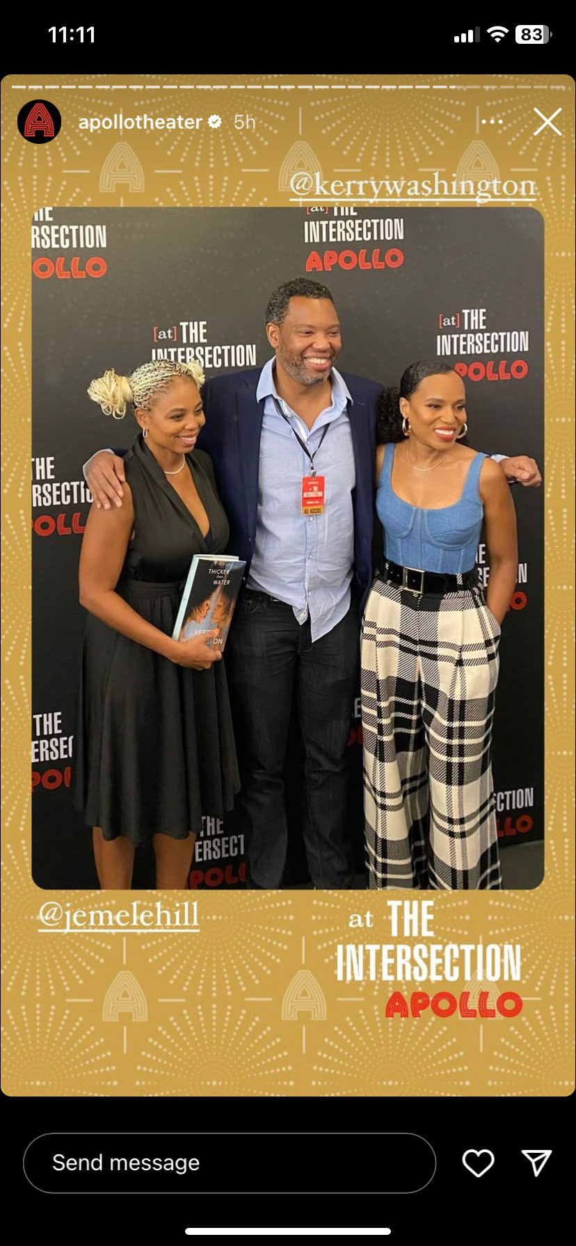 Wallpaper in use featuring Step & Repeat