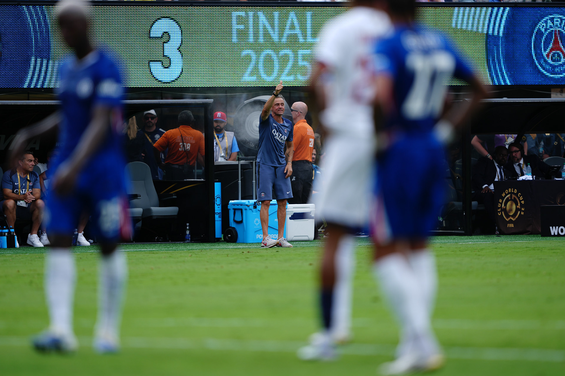 Chelsea FC logró el primer título de Copa Mundial de Clubes FIFA en la historia y un récord de 3-0 al derrotar al Paris Saint-Germain en la primera final organizada por la FIFA en territorio estadounidense, jugado en el METLIFE STADIUM de New Jersey.