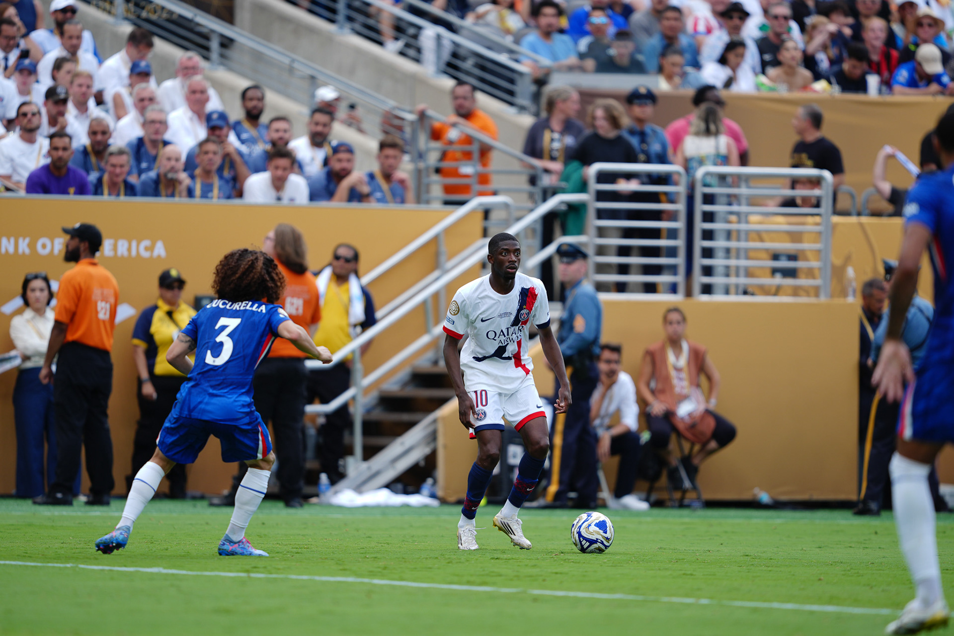 (SPO) Medal Ceremony for Players of Chelsea and PSG: FIFA Club World Cup 2925. July 13, 2025, New Jersey, USA: Medal Ceremony of finalists of FIFA Club World Cup 2025 presented by US President Donald Trump and FIFA President Gianni Infantino after soccer match between Chelsea and PSG valid for the finals of FIFA Club World Cup 2025 at MetLife stadium in New Jersey. Chelsea won 3-0.