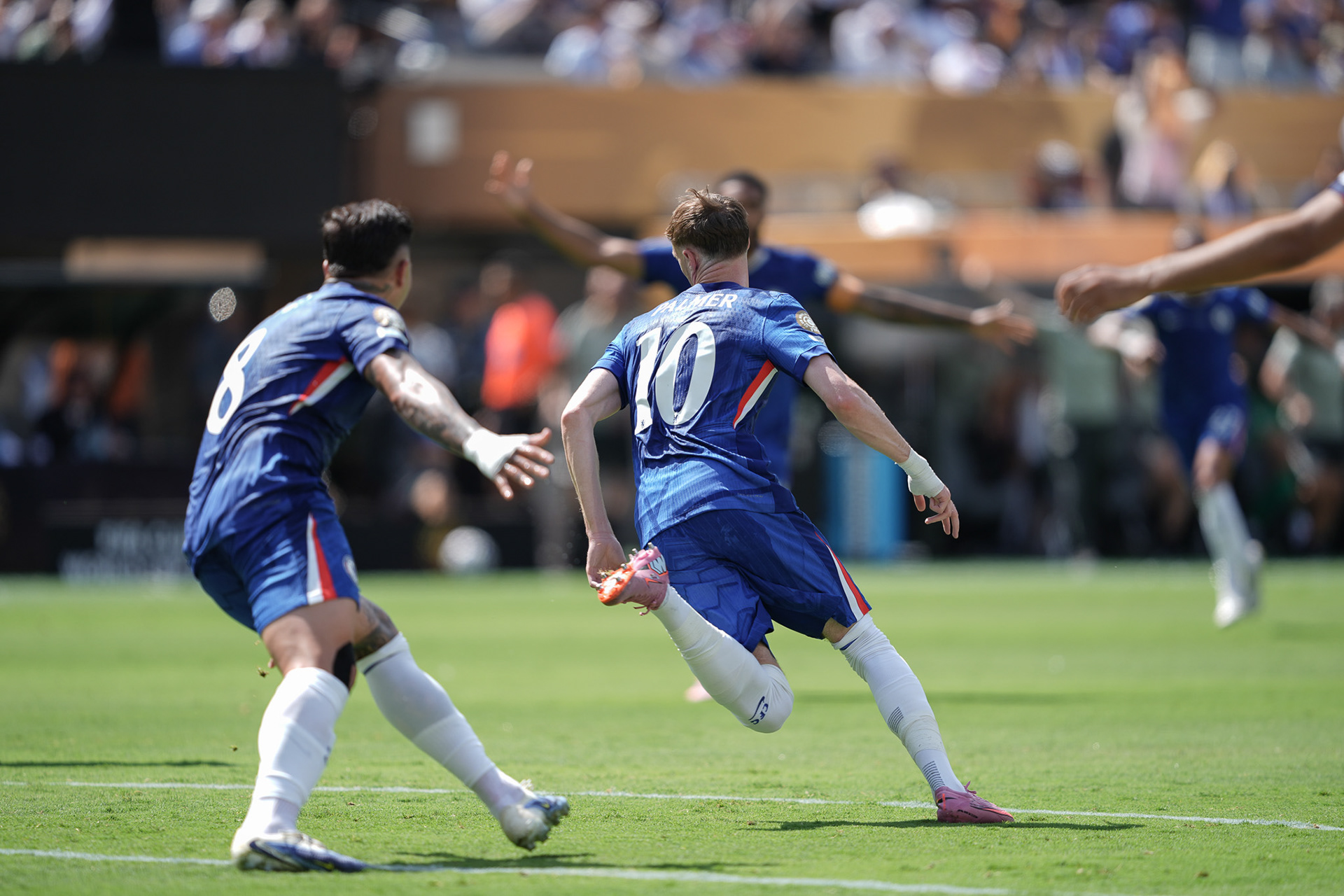 (SPO) Medal Ceremony for Players of Chelsea and PSG: FIFA Club World Cup 2925. July 13, 2025, New Jersey, USA: Medal Ceremony of finalists of FIFA Club World Cup 2025 presented by US President Donald Trump and FIFA President Gianni Infantino after soccer match between Chelsea and PSG valid for the finals of FIFA Club World Cup 2025 at MetLife stadium in New Jersey. Chelsea won 3-0.