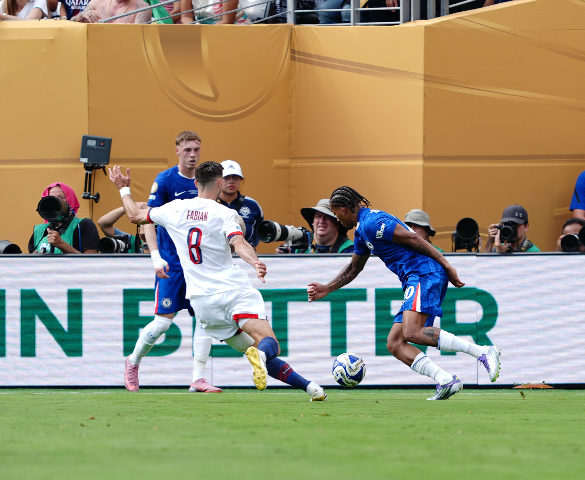 (SPO) Medal Ceremony for Players of Chelsea and PSG: FIFA Club World Cup 2925. July 13, 2025, New Jersey, USA: Medal Ceremony of finalists of FIFA Club World Cup 2025 presented by US President Donald Trump and FIFA President Gianni Infantino after soccer match between Chelsea and PSG valid for the finals of FIFA Club World Cup 2025 at MetLife stadium in New Jersey. Chelsea won 3-0.