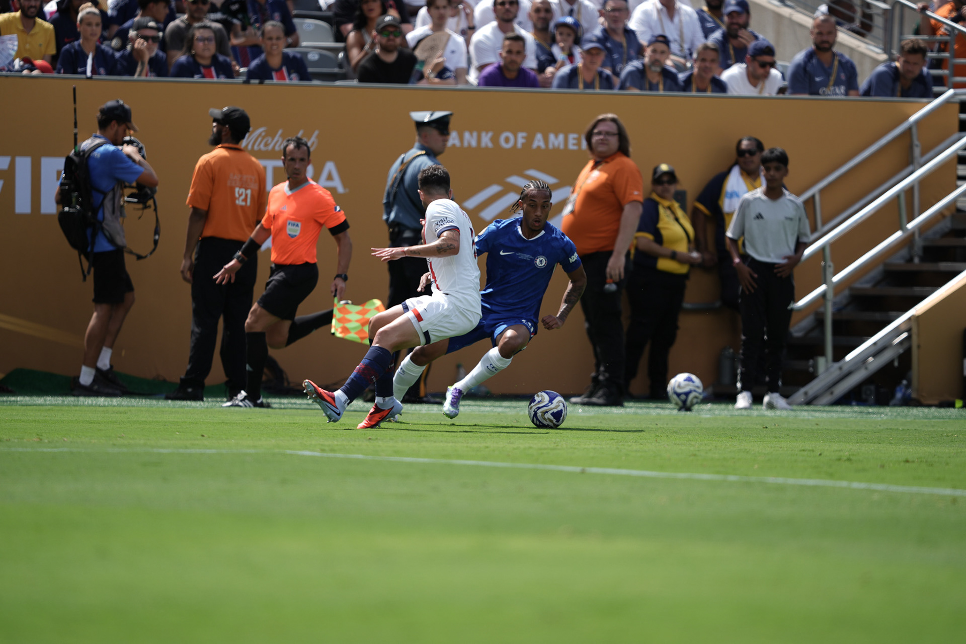 Chelsea FC logró el primer título de Copa Mundial de Clubes FIFA en la historia y un récord de 3-0 al derrotar al Paris Saint-Germain en la primera final organizada por la FIFA en territorio estadounidense, jugado en el METLIFE STADIUM de New Jersey.