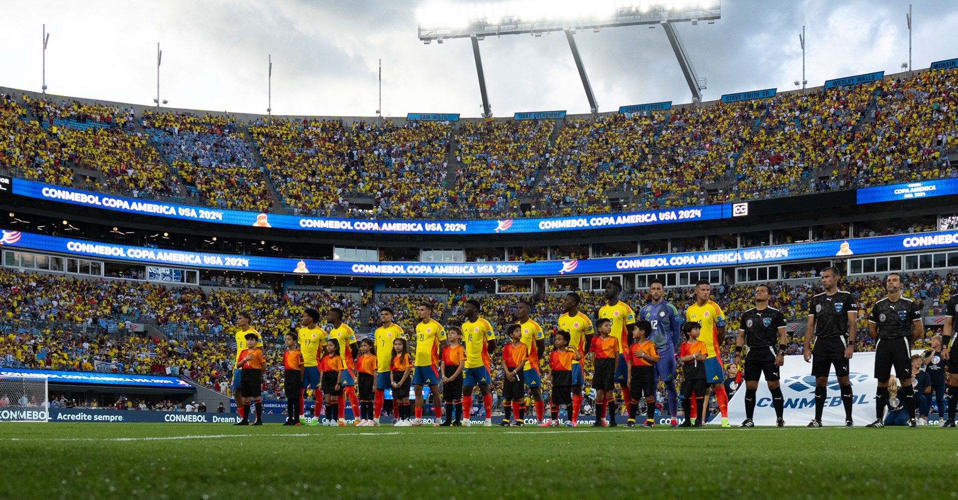 Colombia vs. Uruguay — Copa América Semifinal, 2024. A fierce battle under the lights, where intensity and character defined every minute. Colombia faced Uruguay in a hard-fought semifinal marked by passion, tactical discipline, and unwavering determination — a performance that reflected the heart of a nation dreaming of the final stage.