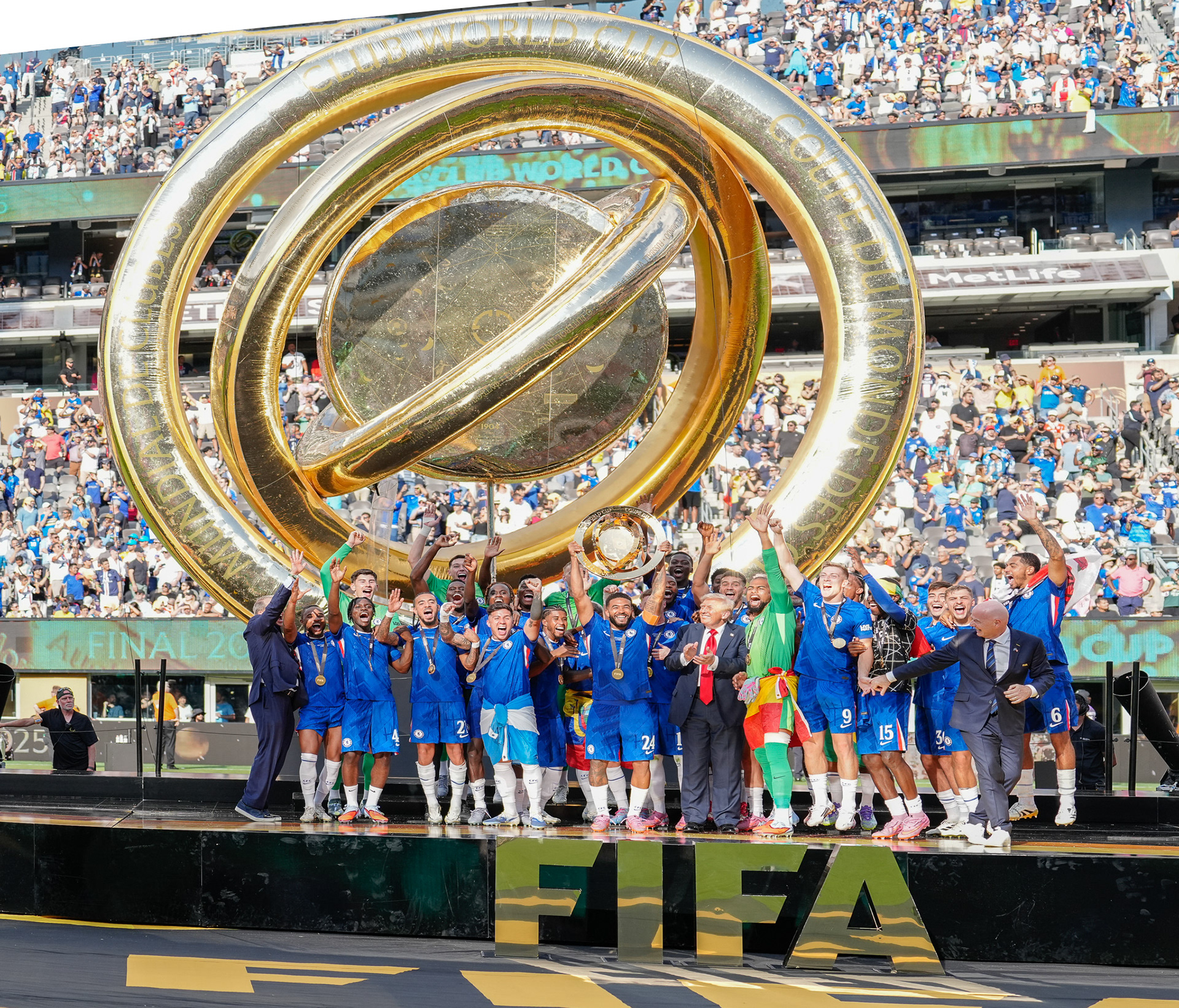 (SPO) Medal Ceremony for Players of Chelsea and PSG: FIFA Club World Cup 2925. July 13, 2025, New Jersey, USA: Medal Ceremony of finalists of FIFA Club World Cup 2025 presented by US President Donald Trump and FIFA President Gianni Infantino after soccer match between Chelsea and PSG valid for the finals of FIFA Club World Cup 2025 at MetLife stadium in New Jersey. Chelsea won 3-0.