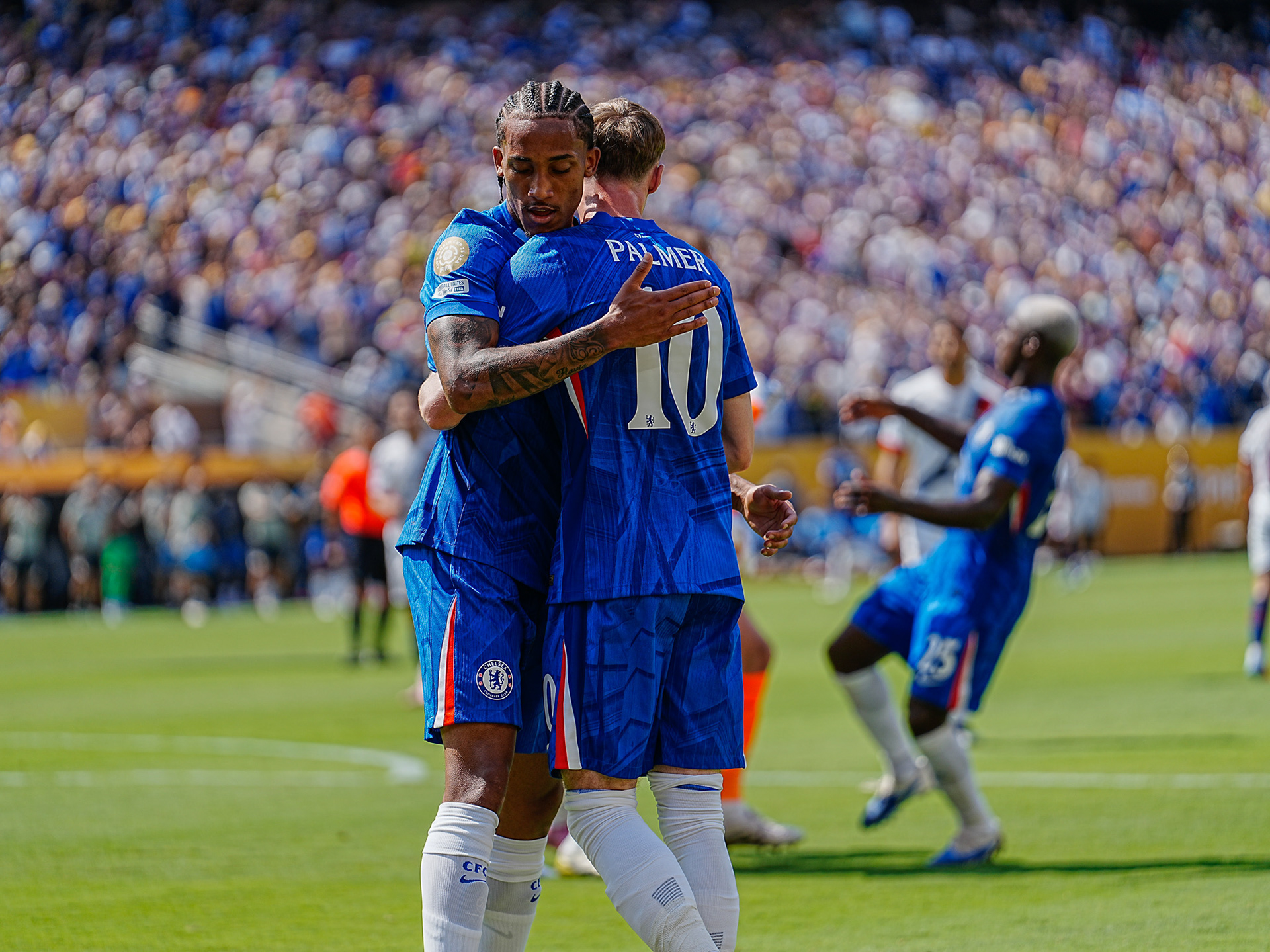 Chelsea FC logró el primer título de Copa Mundial de Clubes FIFA en la historia y un récord de 3-0 al derrotar al Paris Saint-Germain en la primera final organizada por la FIFA en territorio estadounidense, jugado en el METLIFE STADIUM de New Jersey.