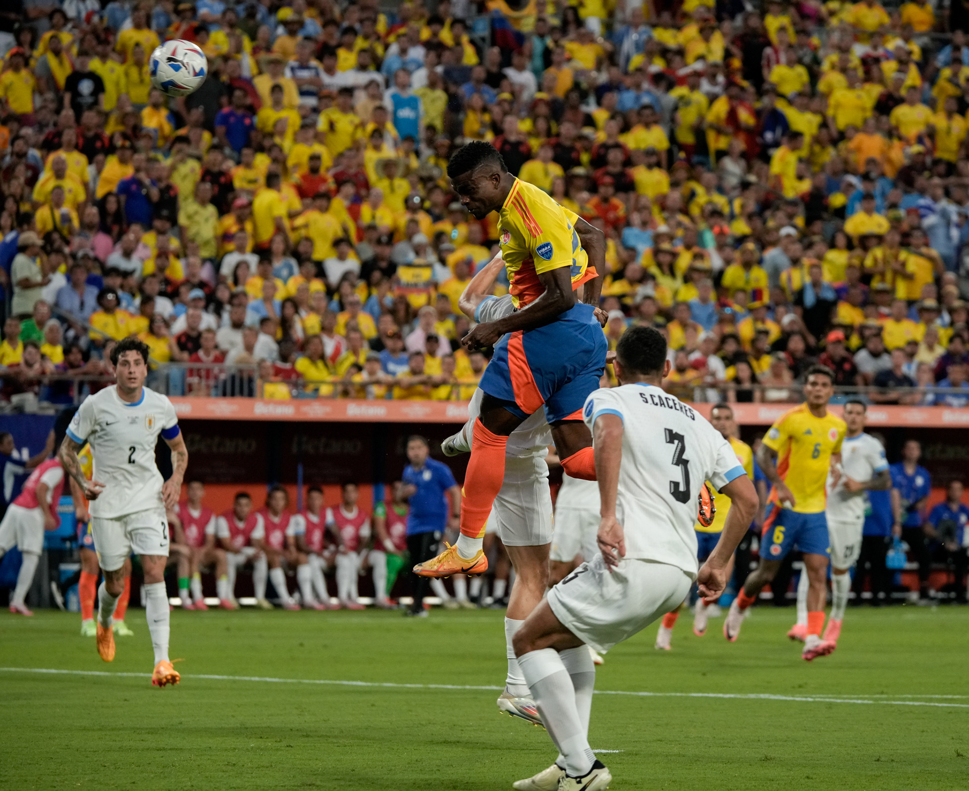 Colombia vs. Uruguay — Copa América Semifinal, 2024. A fierce battle under the lights, where intensity and character defined every minute. Colombia faced Uruguay in a hard-fought semifinal marked by passion, tactical discipline, and unwavering determination — a performance that reflected the heart of a nation dreaming of the final stage.