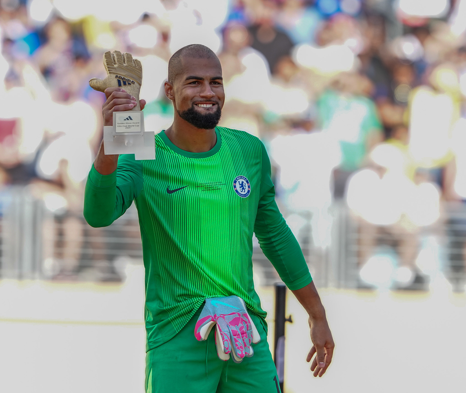 Chelsea FC logró el primer título de Copa Mundial de Clubes FIFA en la historia y un récord de 3-0 al derrotar al Paris Saint-Germain en la primera final organizada por la FIFA en territorio estadounidense, jugado en el METLIFE STADIUM de New Jersey.